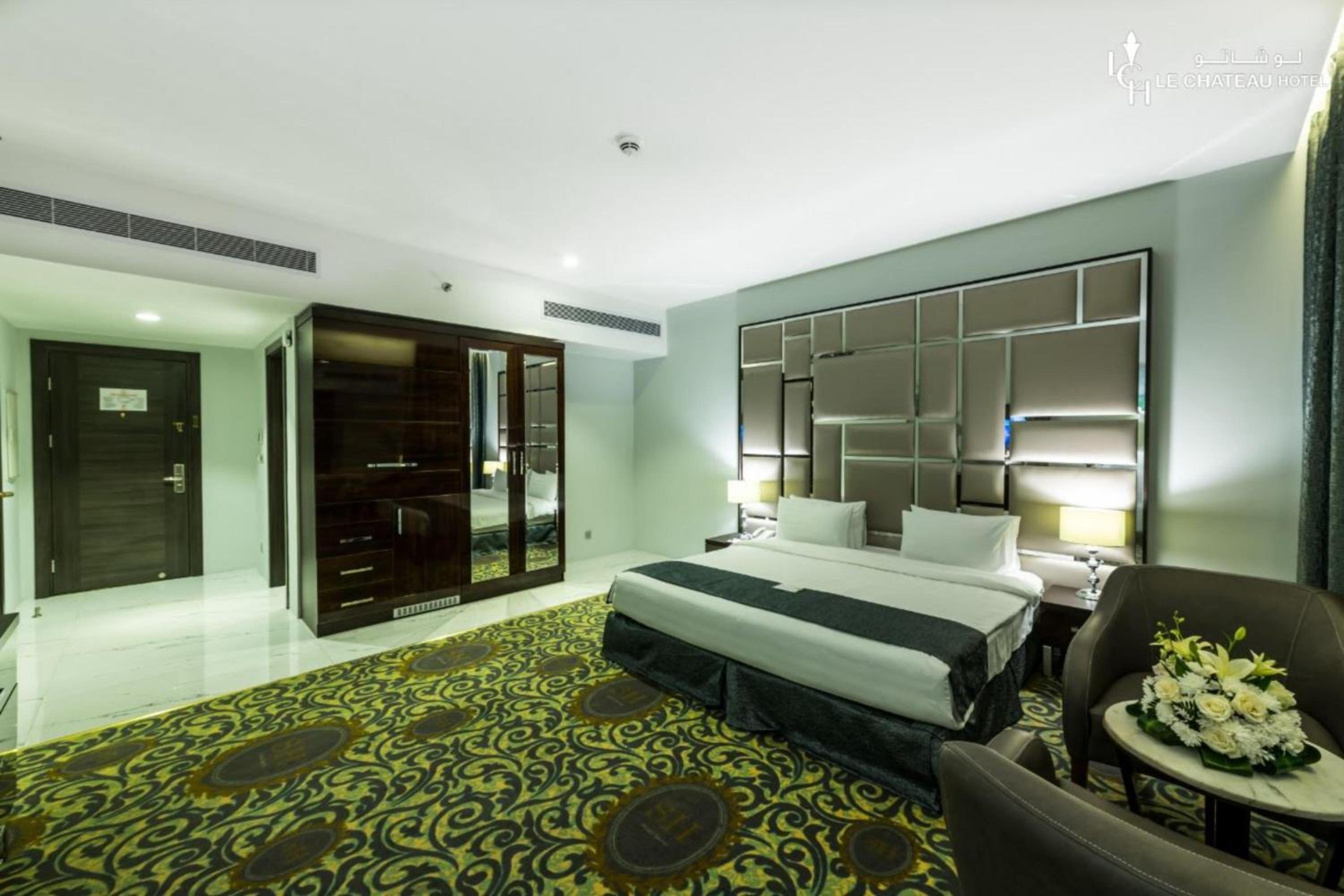 Deluxe King Room - Photo 1
