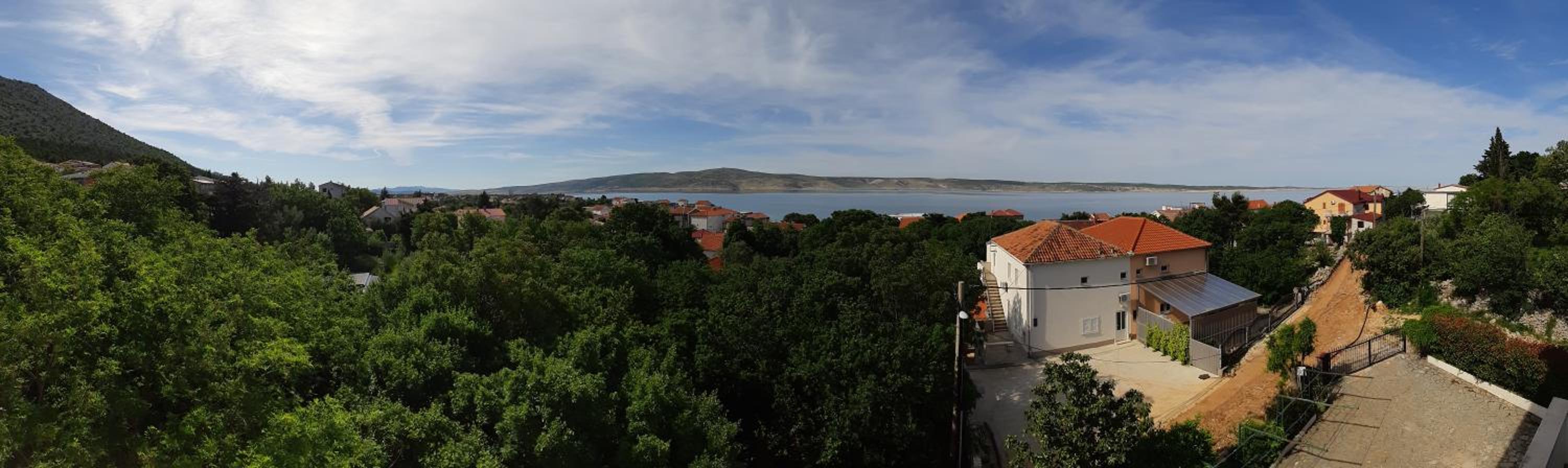 Apartment with Sea View - Photo 17