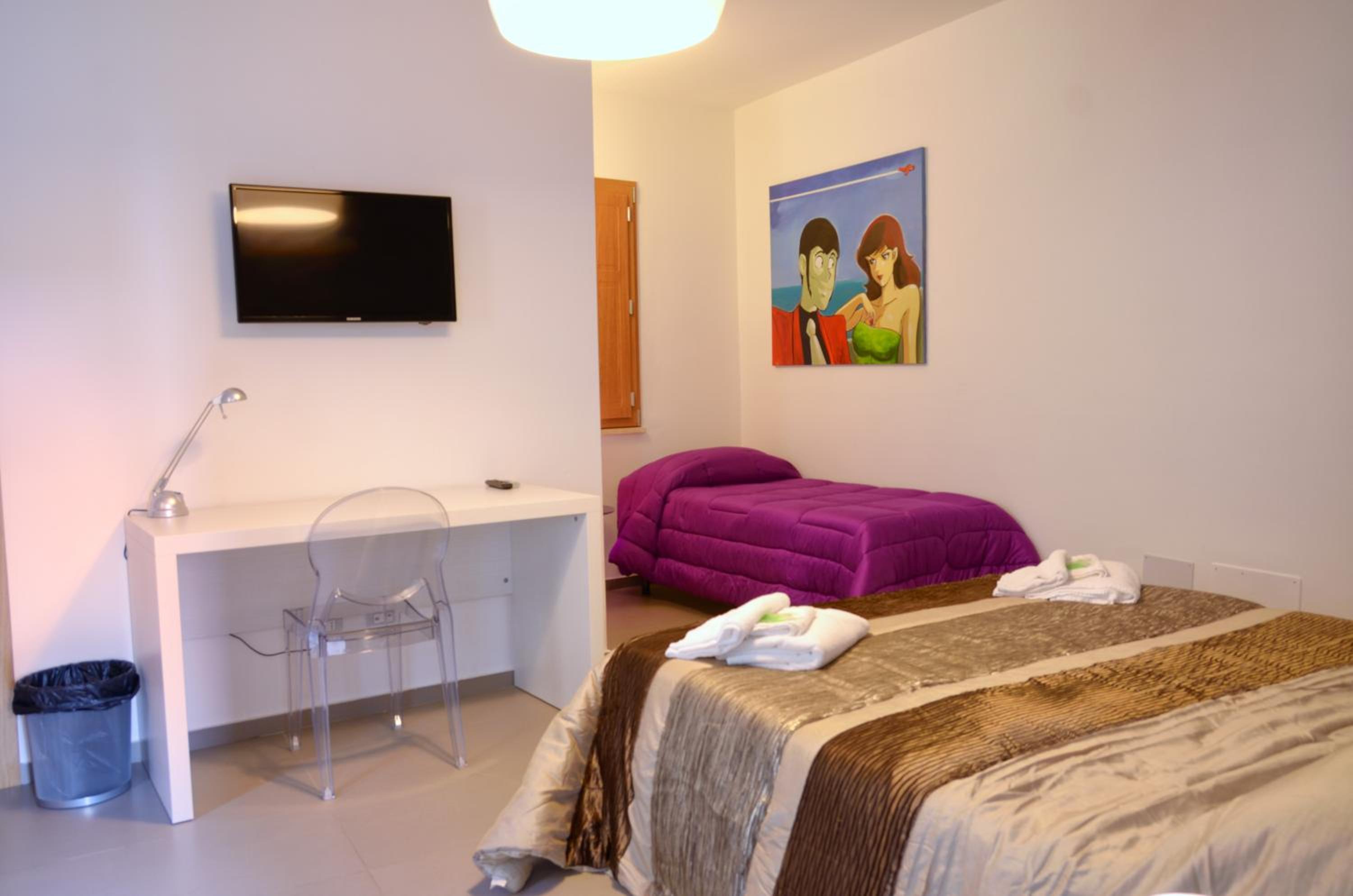 Superior King Room - Photo 6