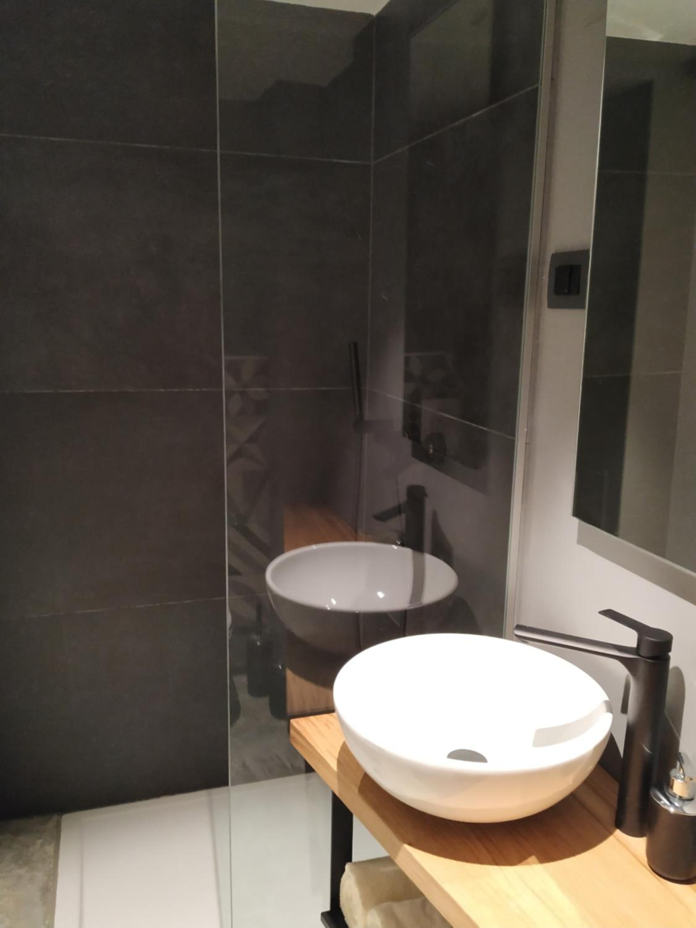 Standard Double Room - Photo 4