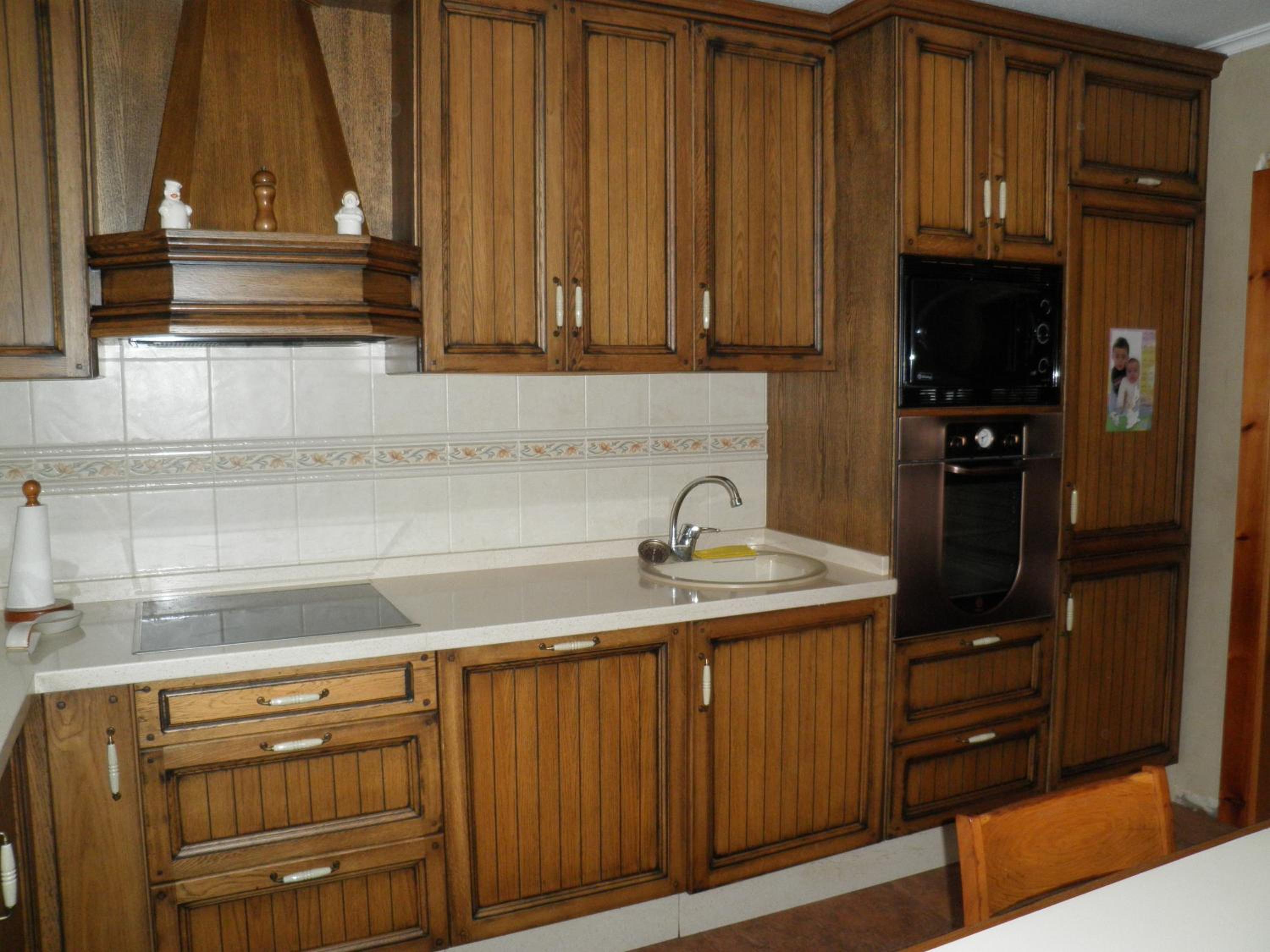Three-Bedroom Apartment photo 2