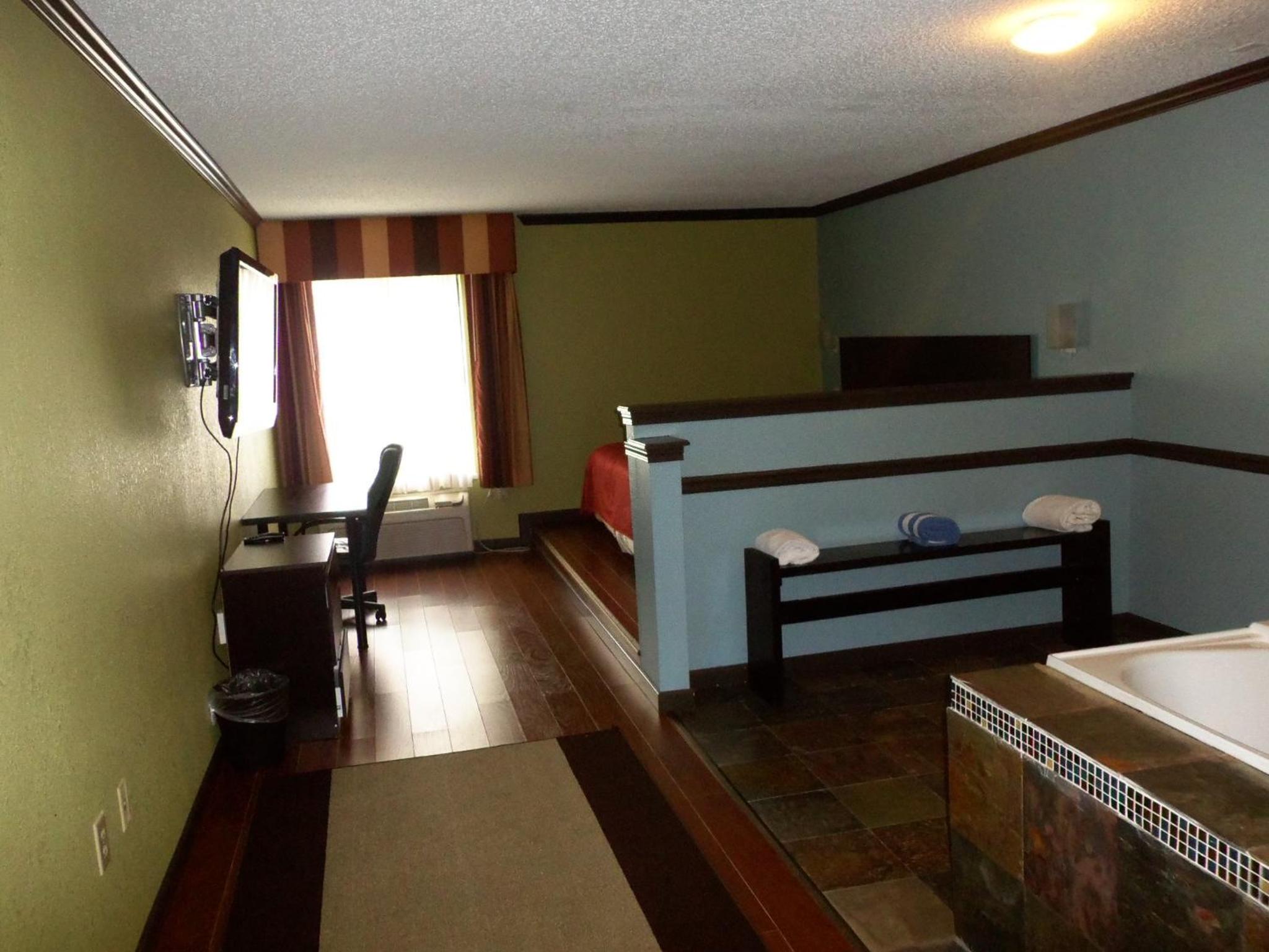 King Room with Spa Bath - Photo 7