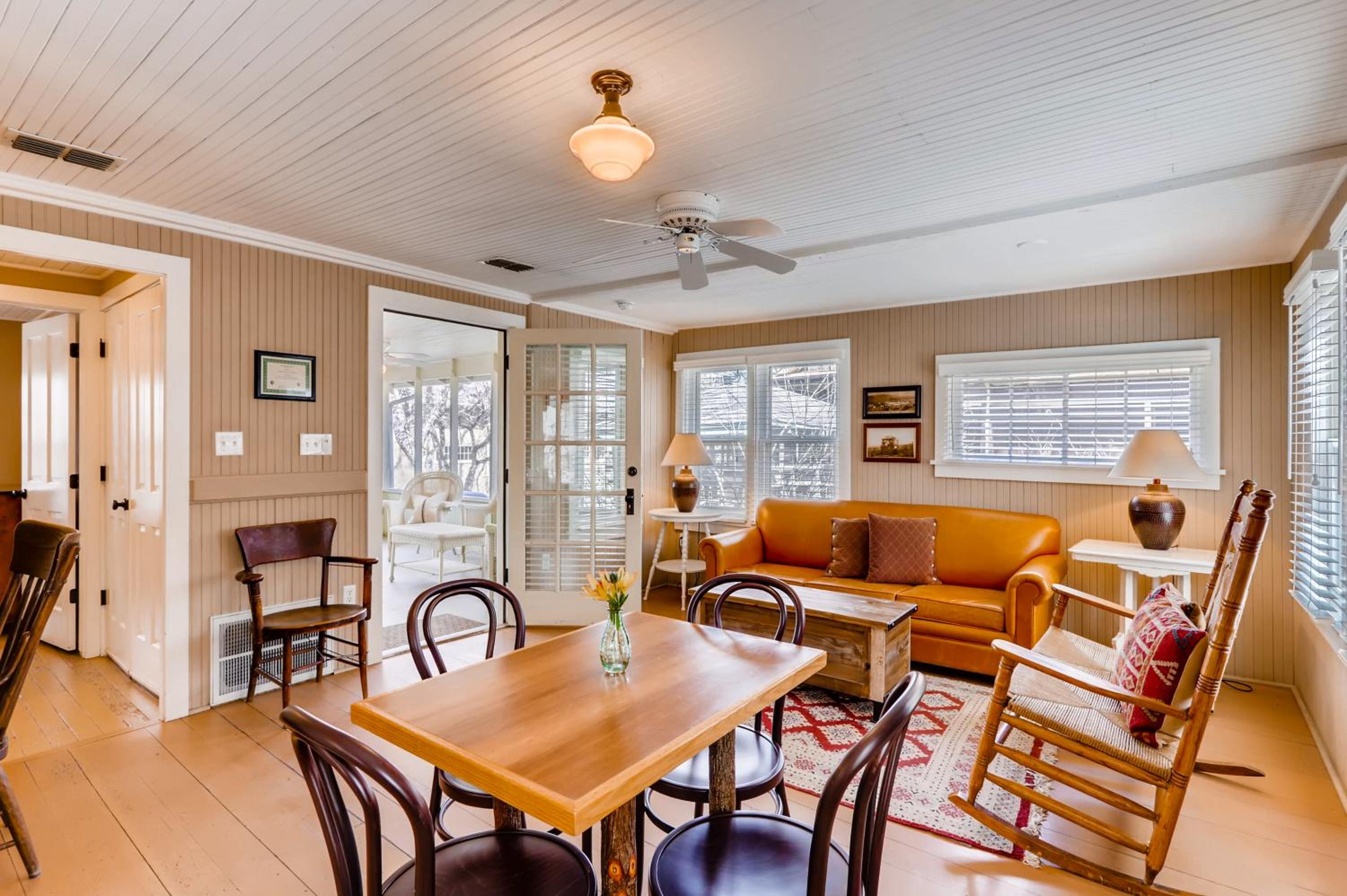 One-Bedroom Cottage