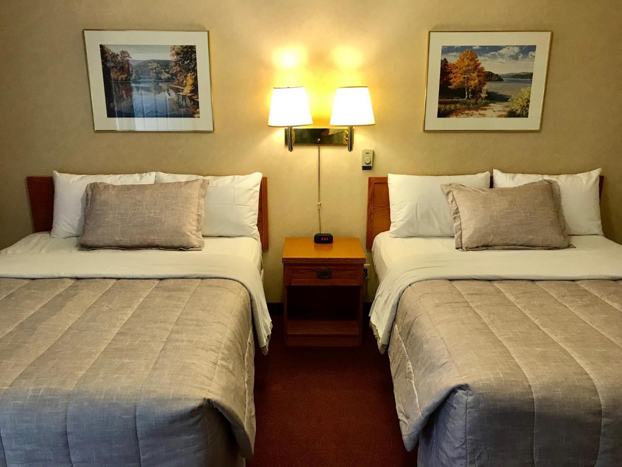 Standard Double Room - Photo 5