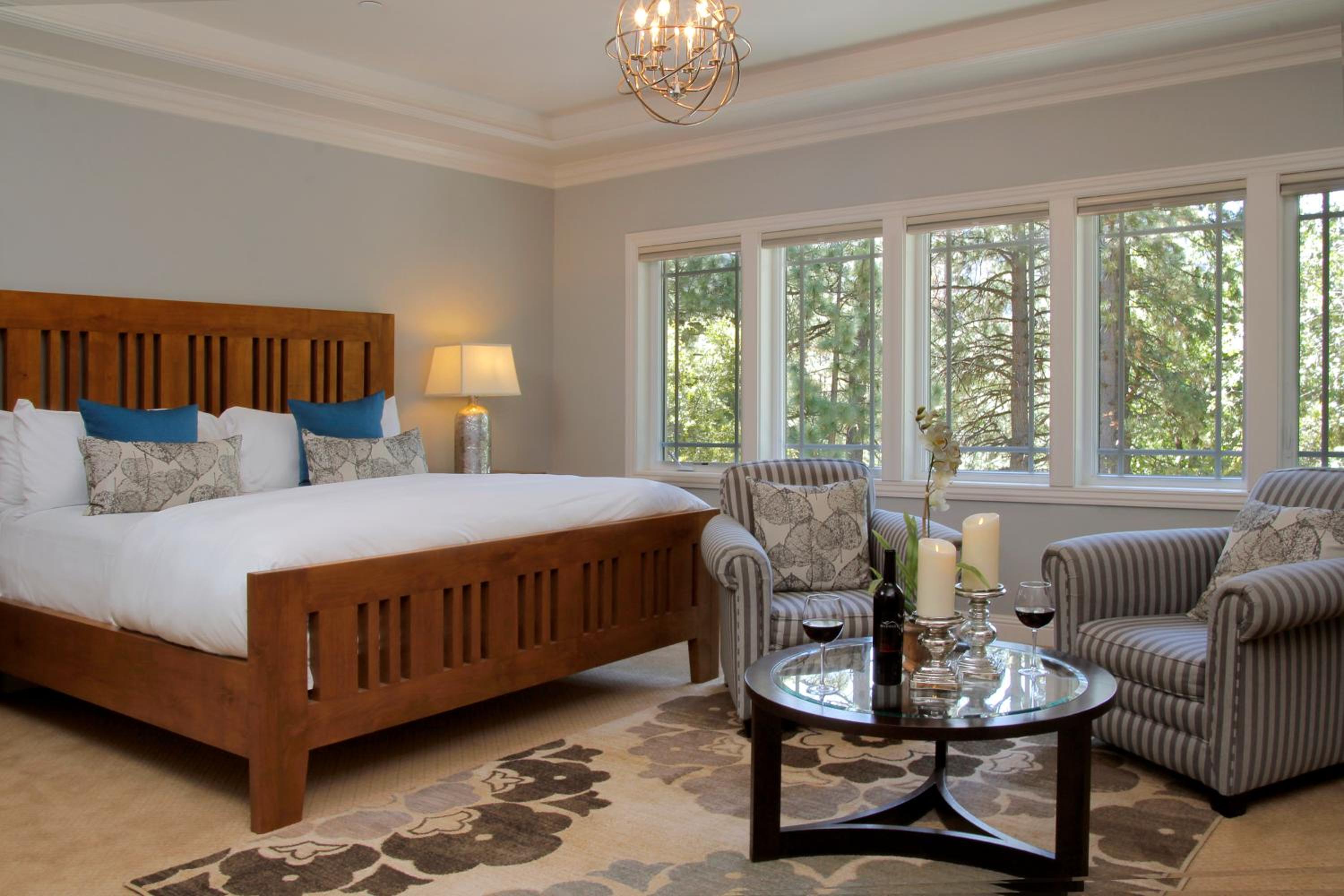 Superior King Room