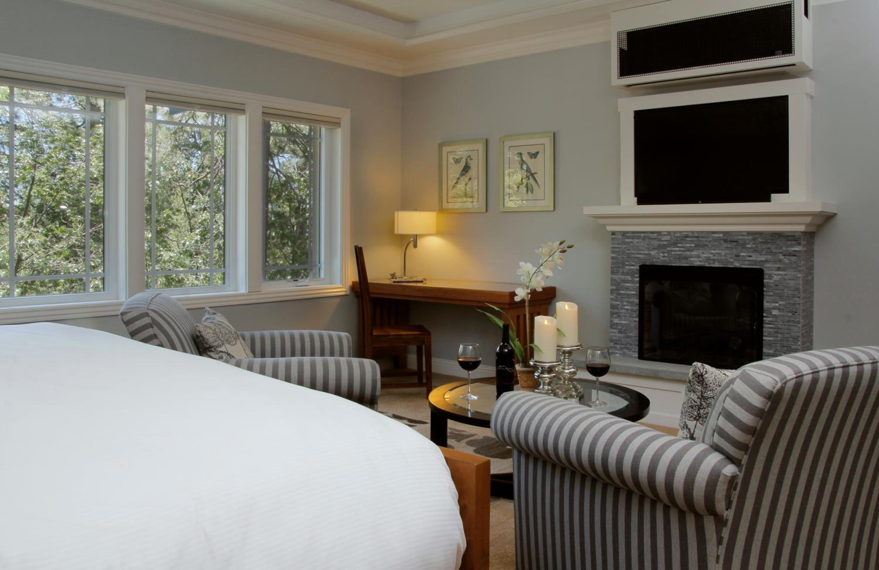 Superior King Room photo 2