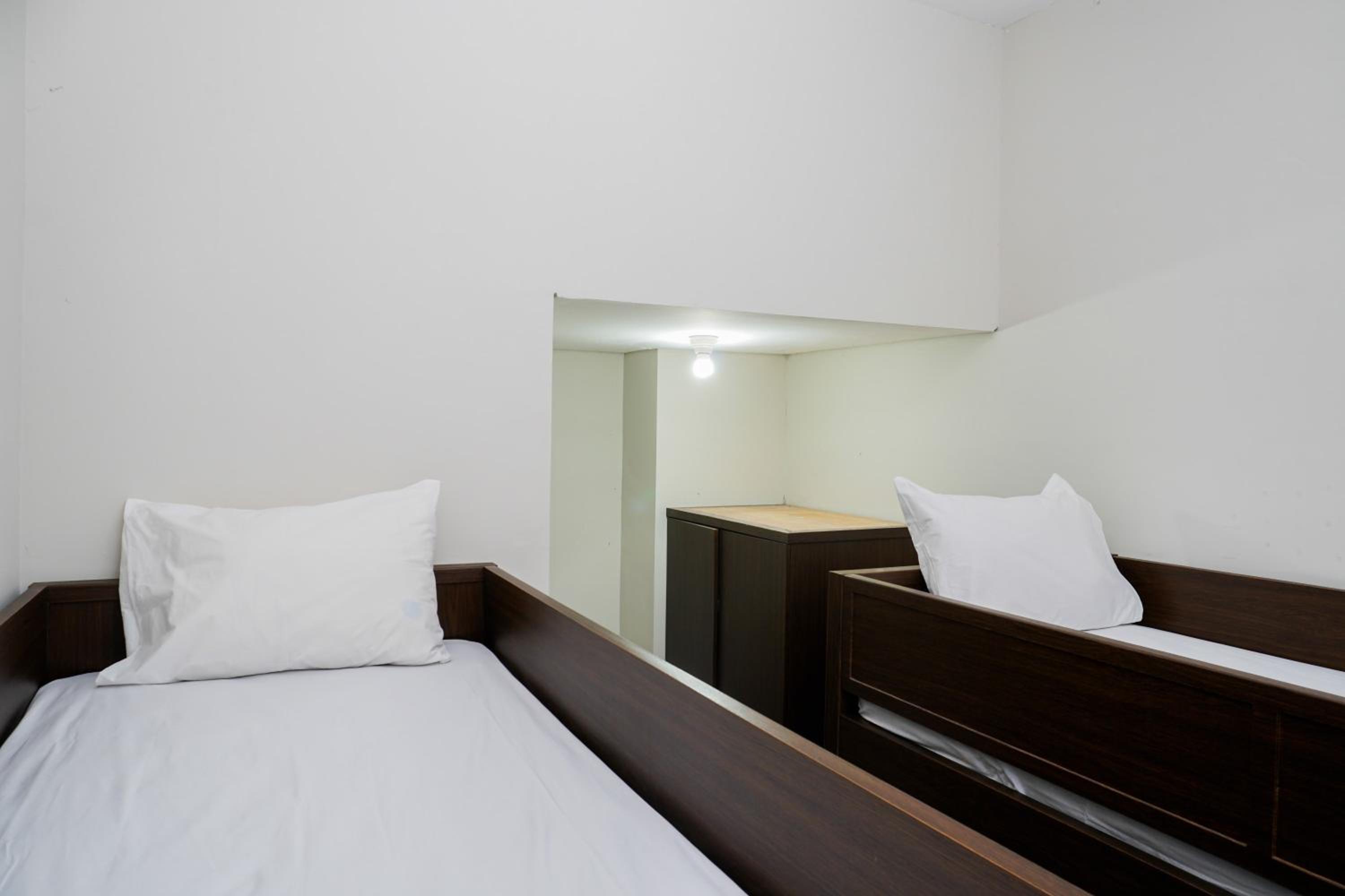 Two-Bedroom Apartment - Photo 16