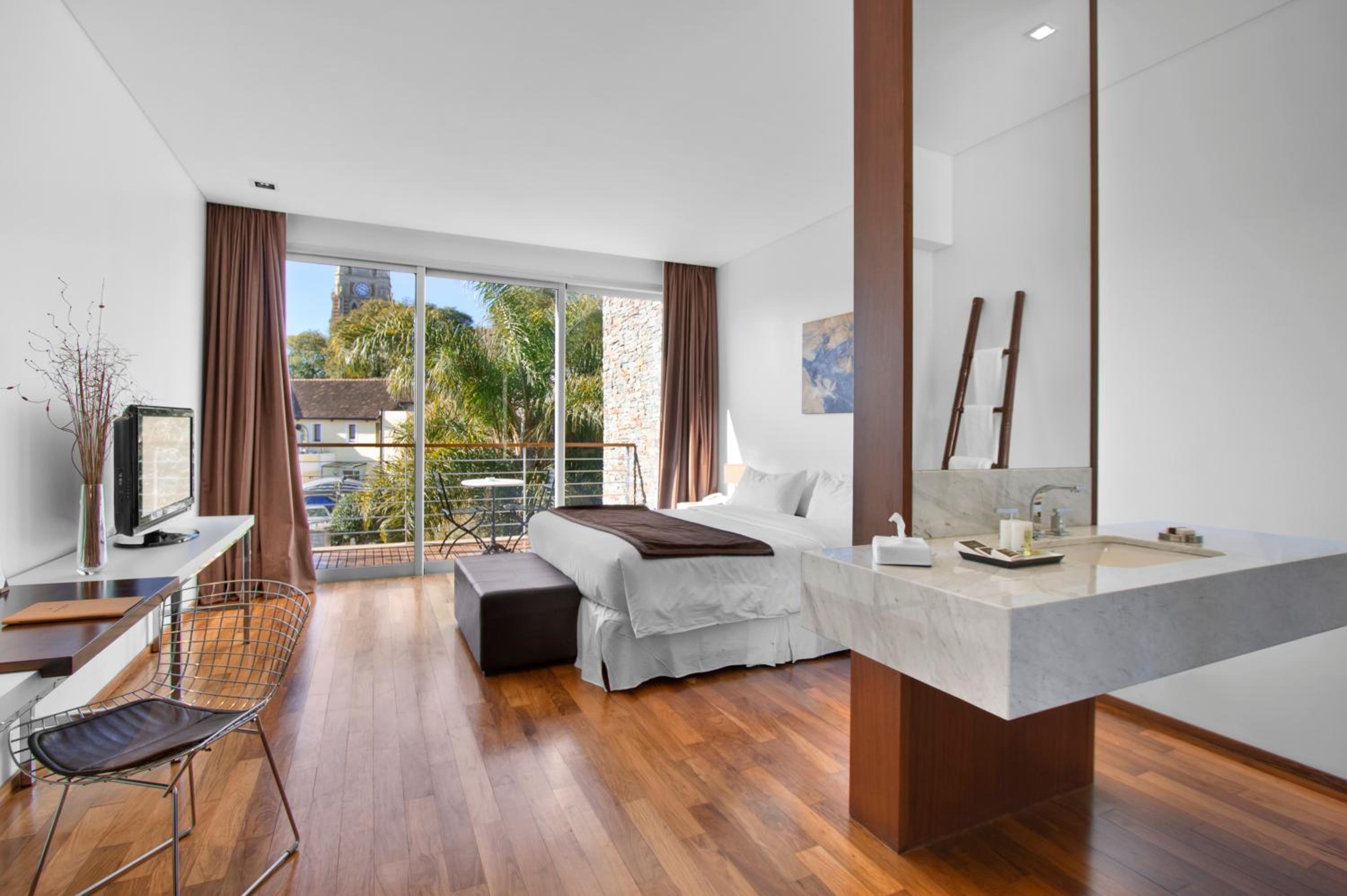 Standard Double or Twin Room with Garden View photo 2