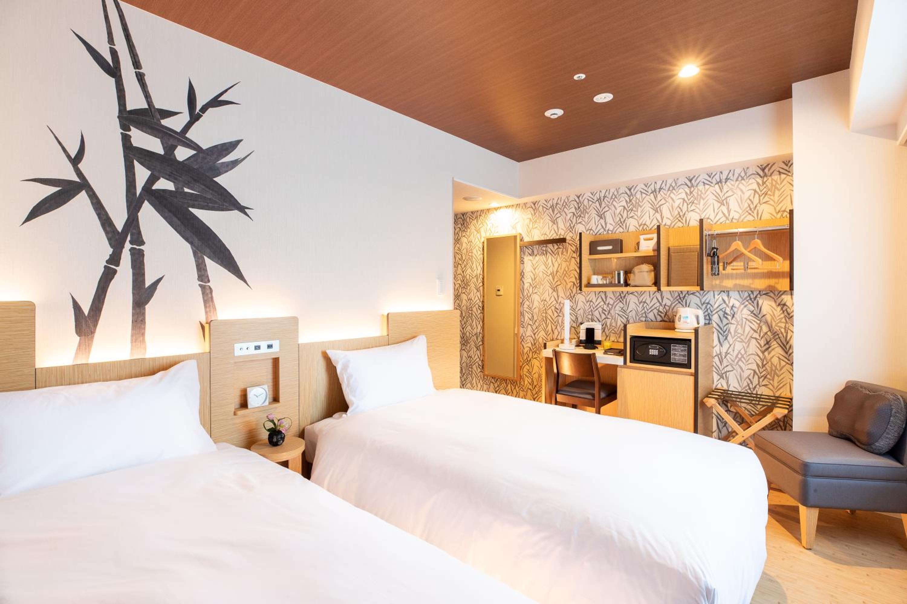 Standard Twin Room - Non-Smoking - Photo 1