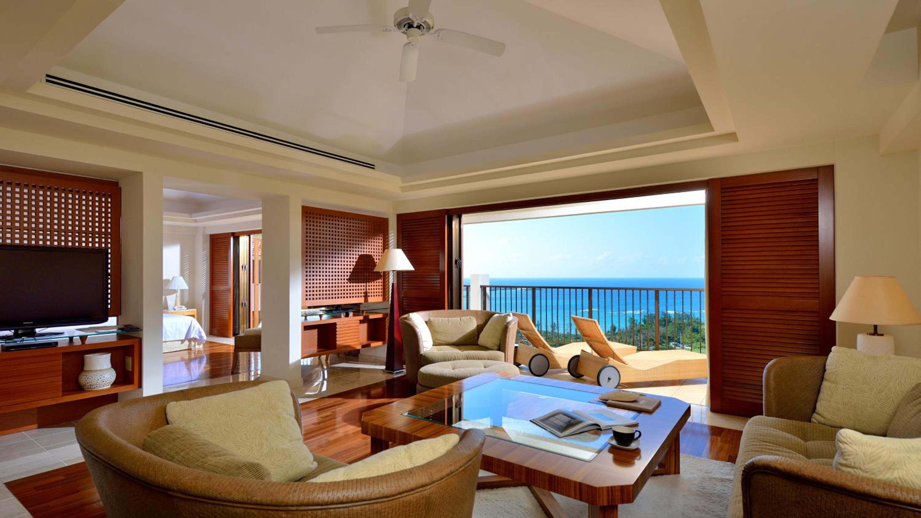 Penthouse Suite with Club service (Over 13 years old only) - Non-Smoking