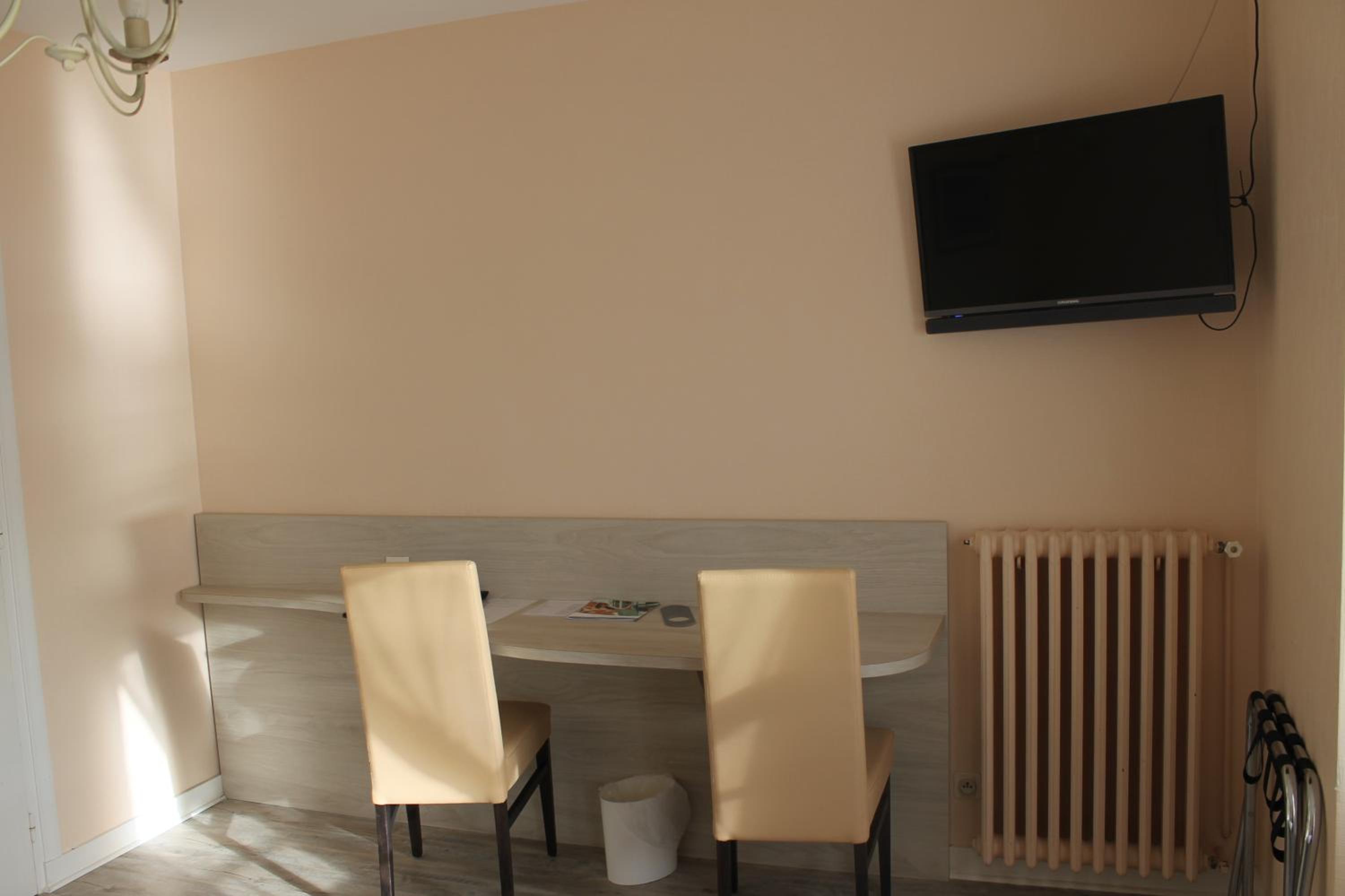 Quadruple Room with Sea View - Photo 2