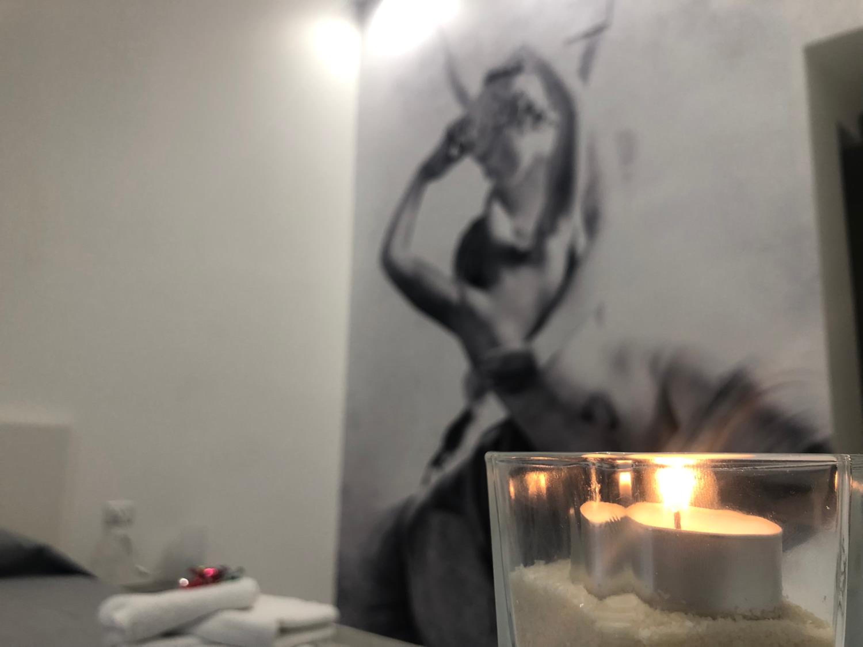 Deluxe King Room - Photo 3