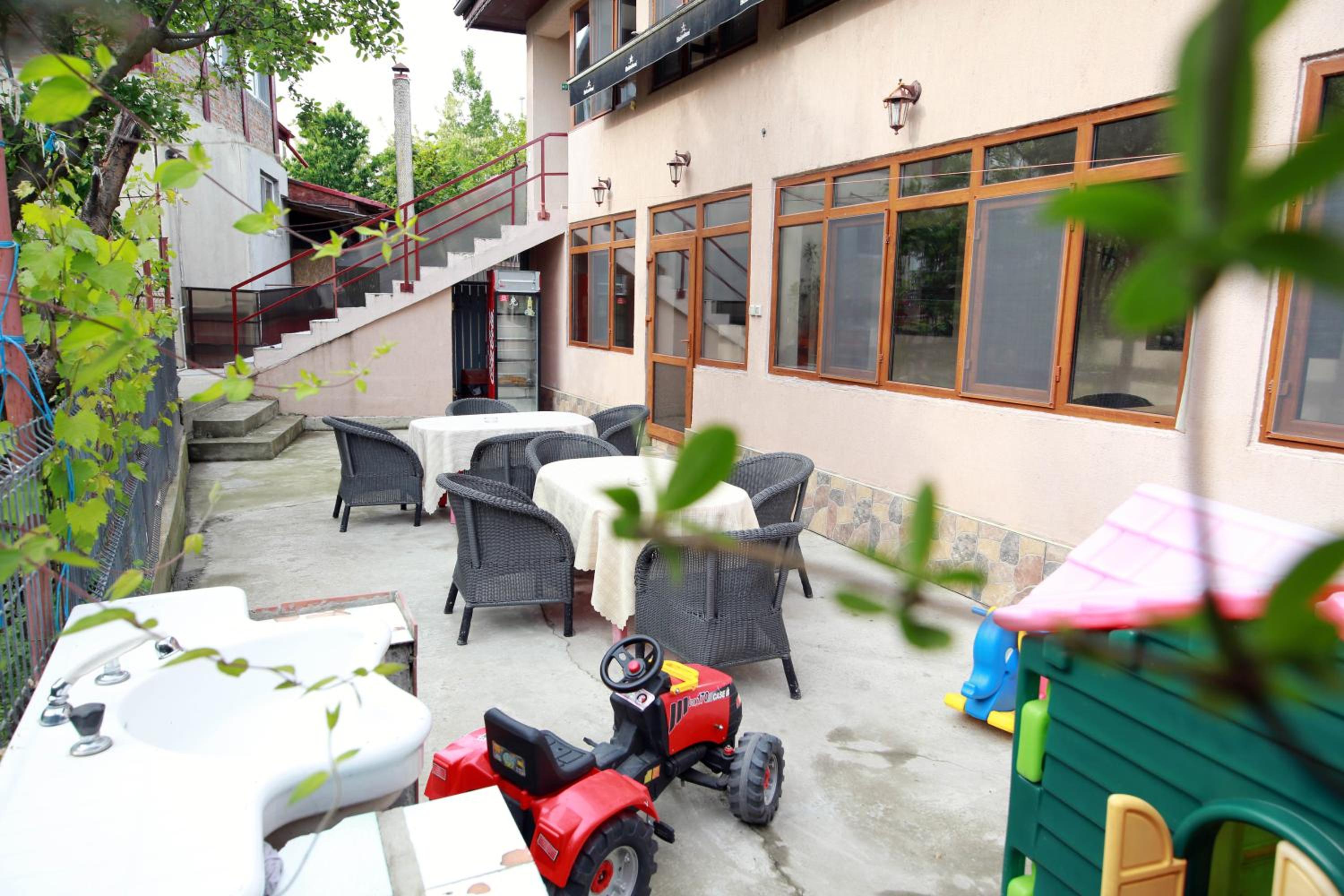 Double Room with Private External Bathroom photo 2