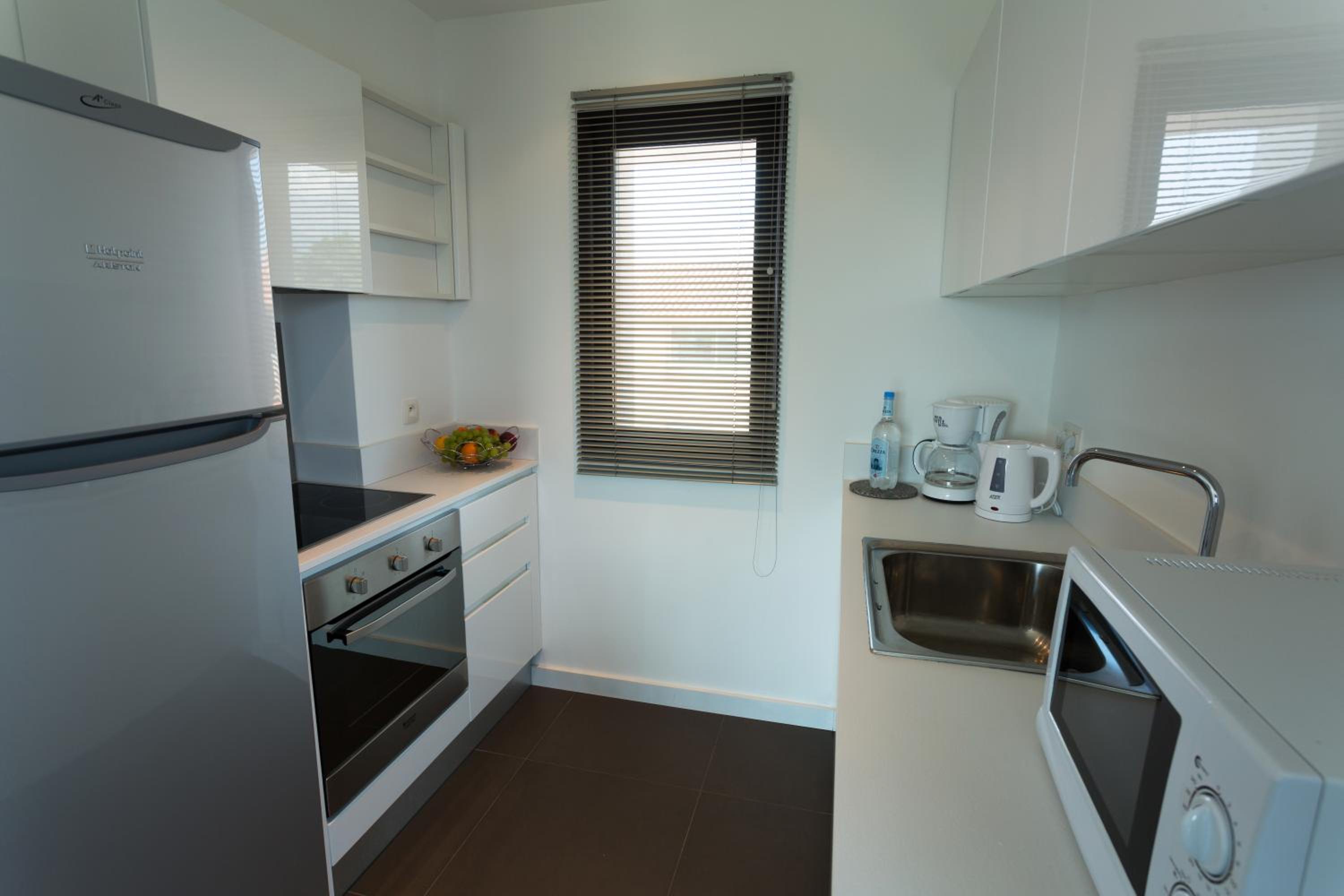 One-Bedroom Apartment (4 Adults) - Photo 5