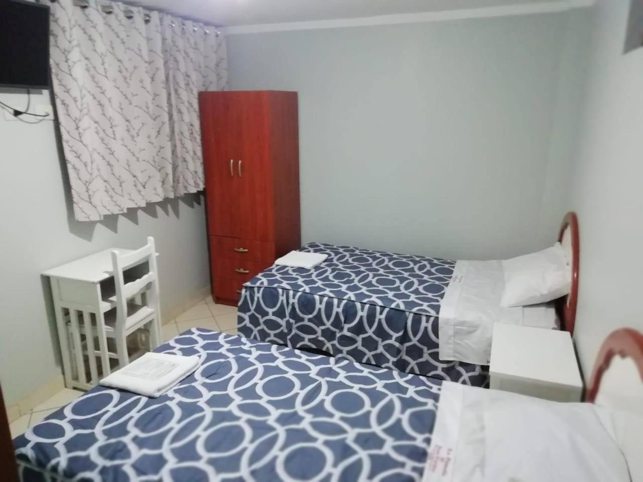 Twin Room with Private Bathroom photo 1