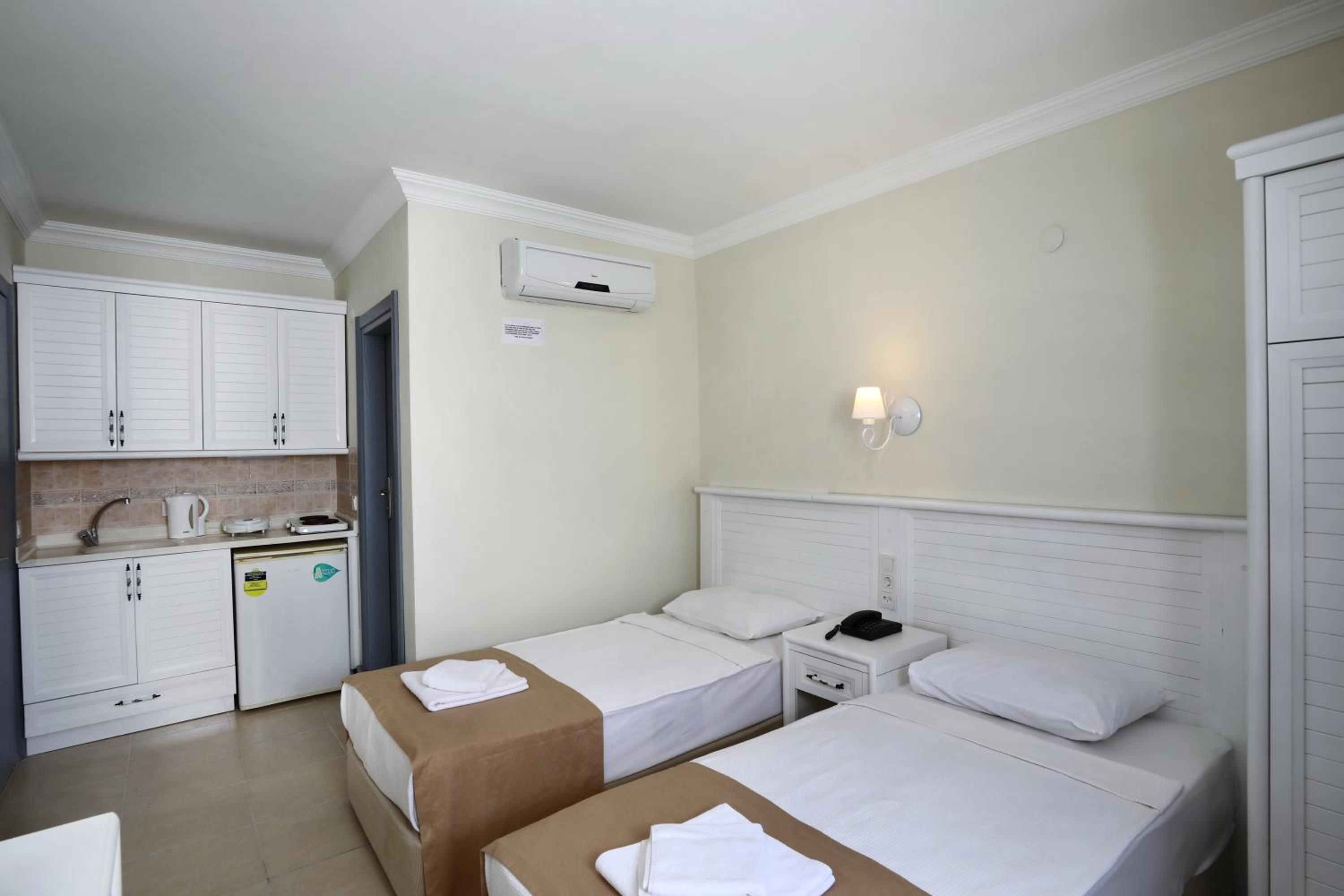Standard Single Room