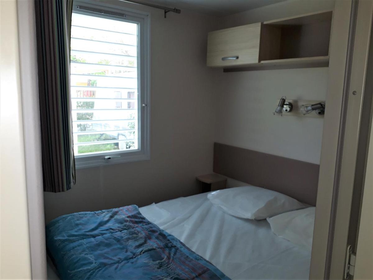 Mobile Home - Photo 5