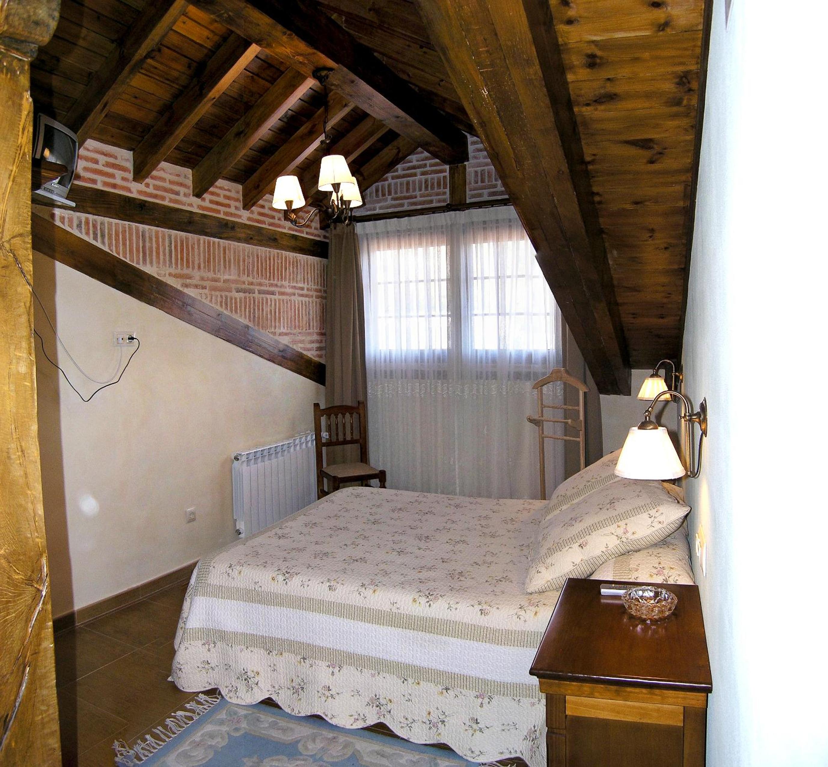 Double or Twin Room photo 2