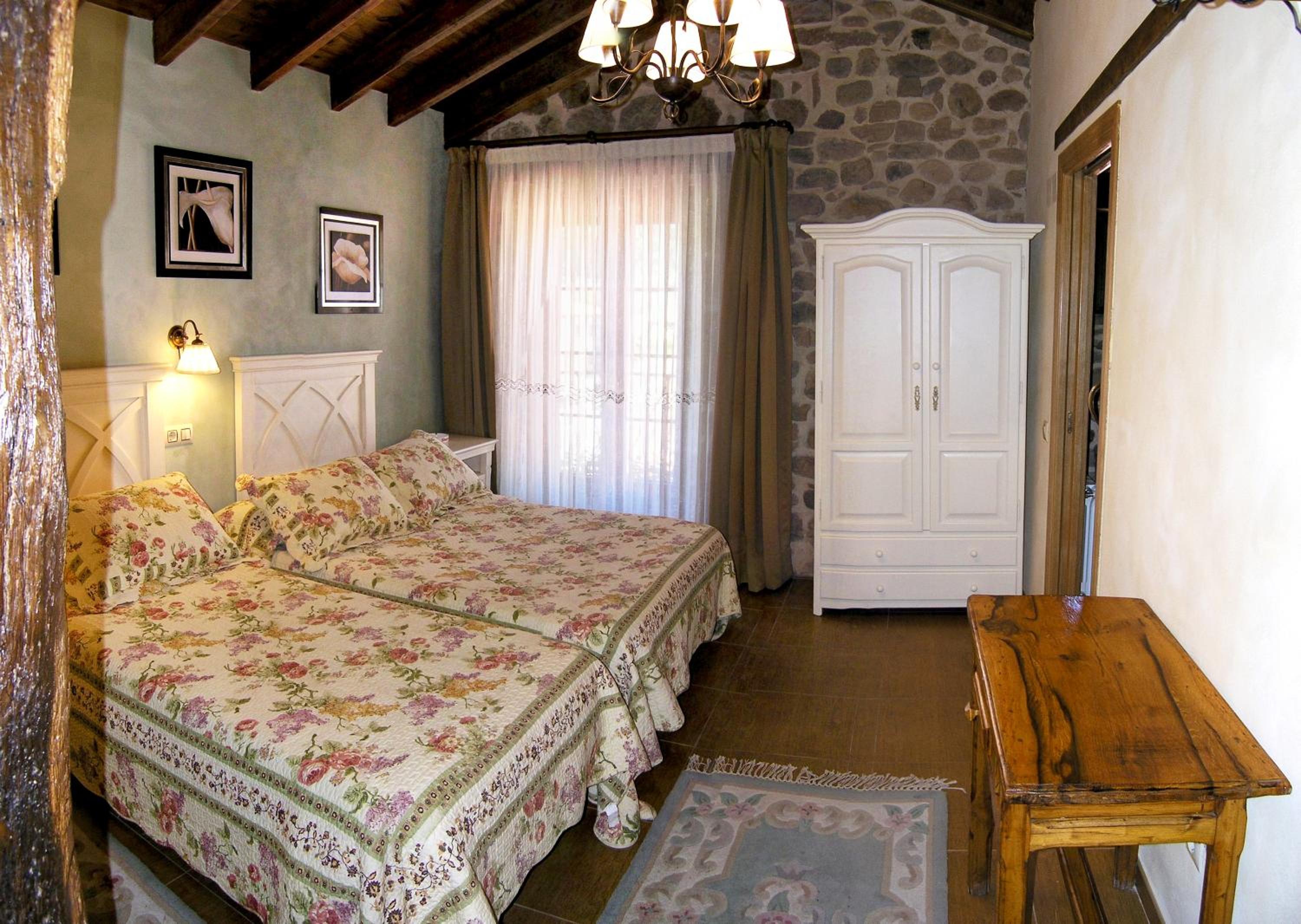 Habitación Doble o con Dos Camas
