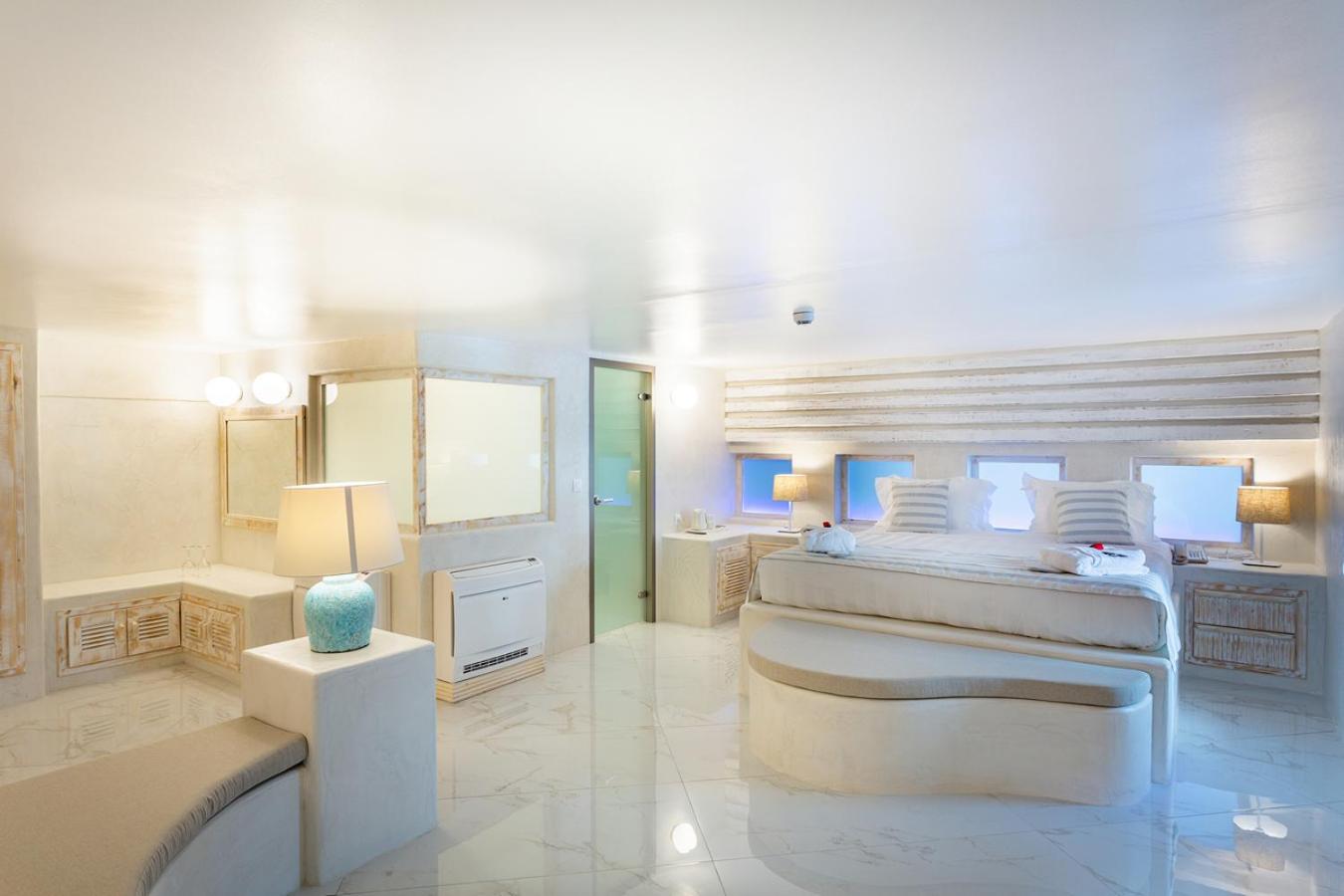 Superior Suite photo 2