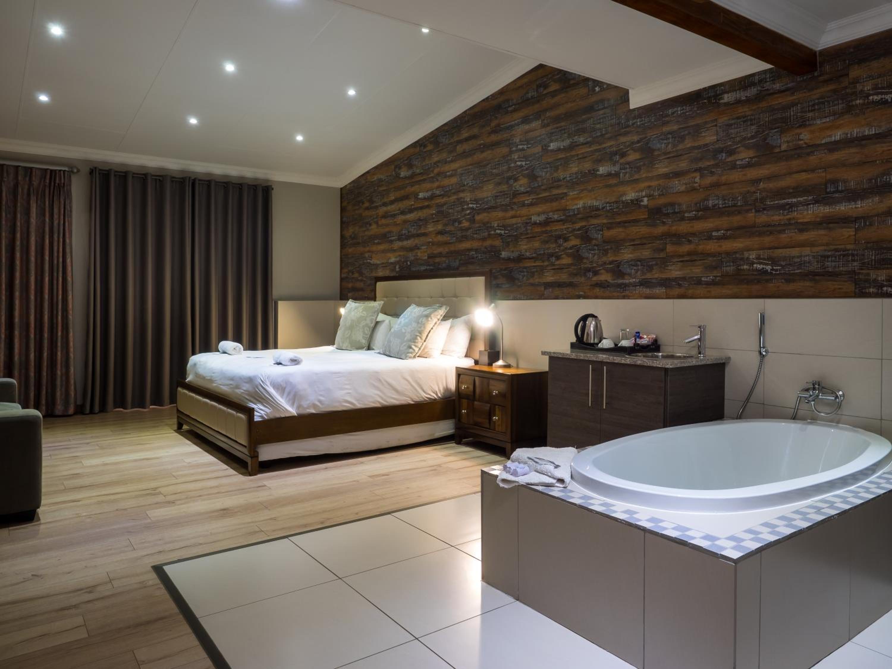 Executive King Room