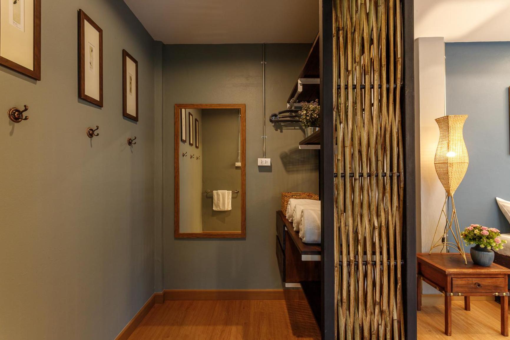 Triple Room with Private Bathroom - Photo 3