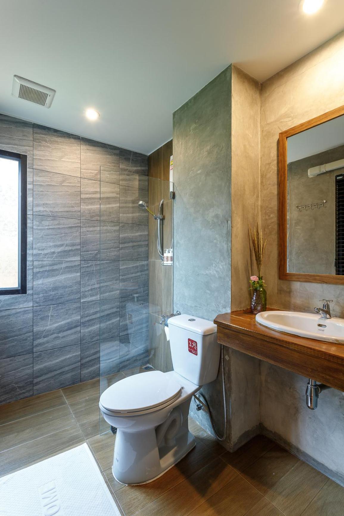 Triple Room with Private Bathroom - Photo 6