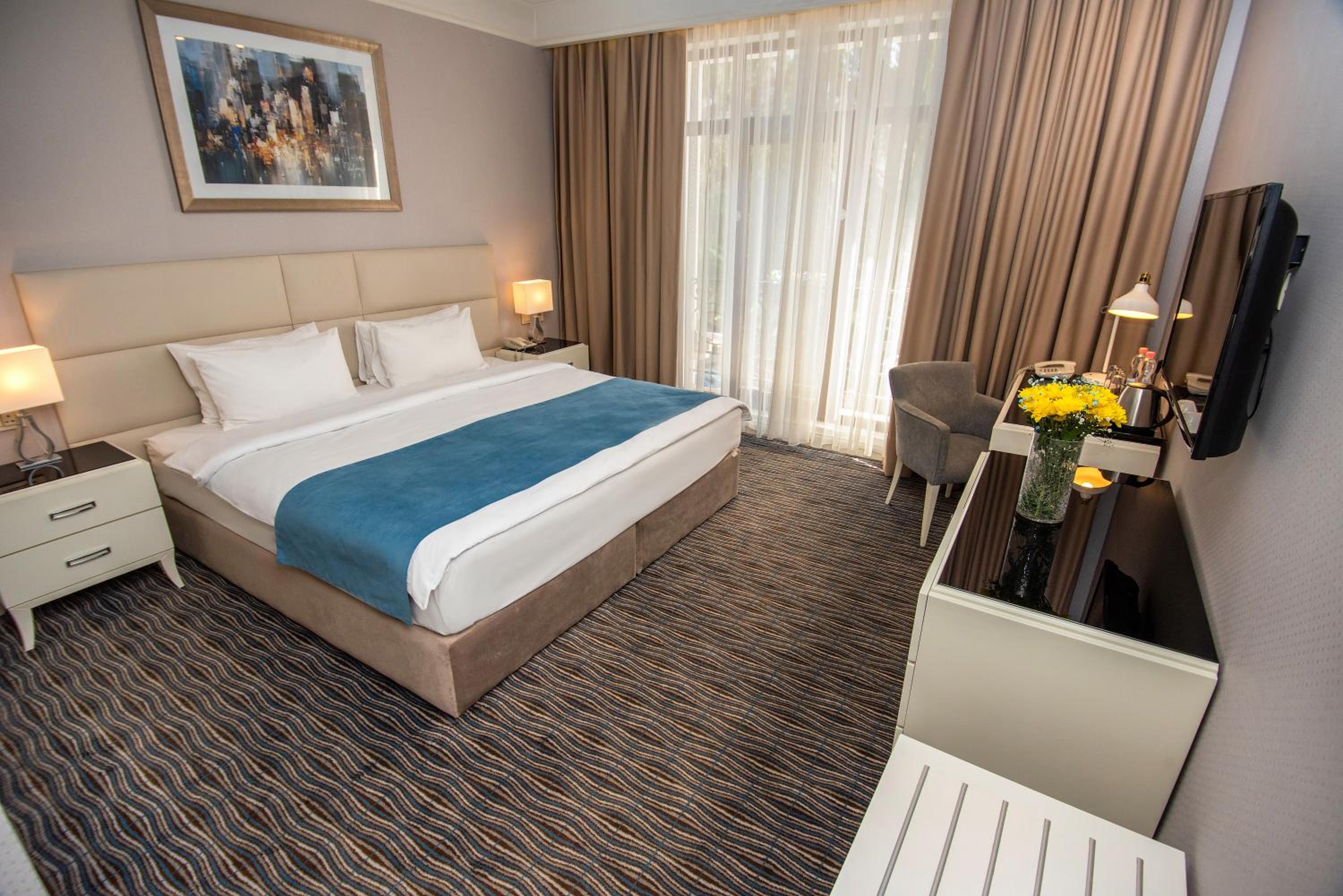 Deluxe Double Room - Photo 2
