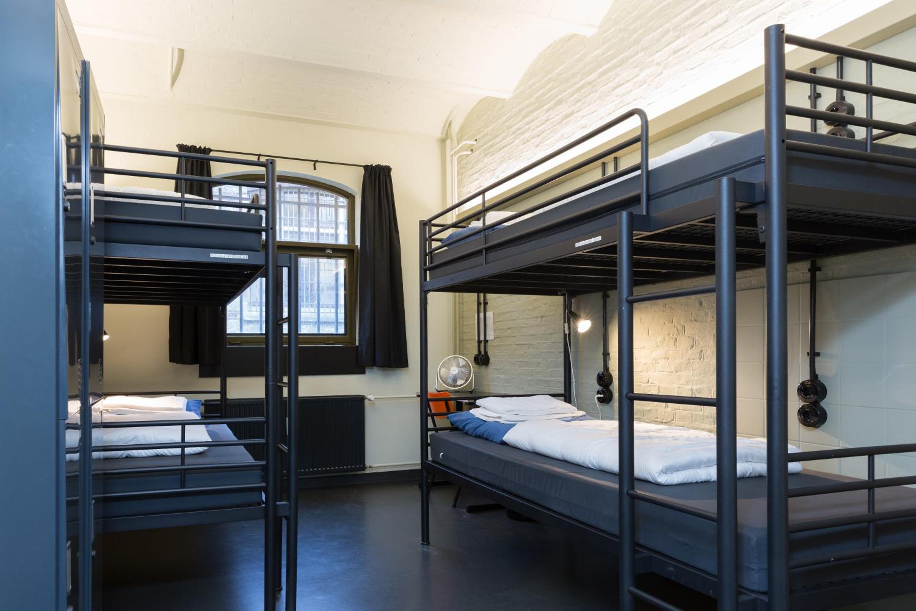 Quadruple Room with Shared Bathroom photo 1