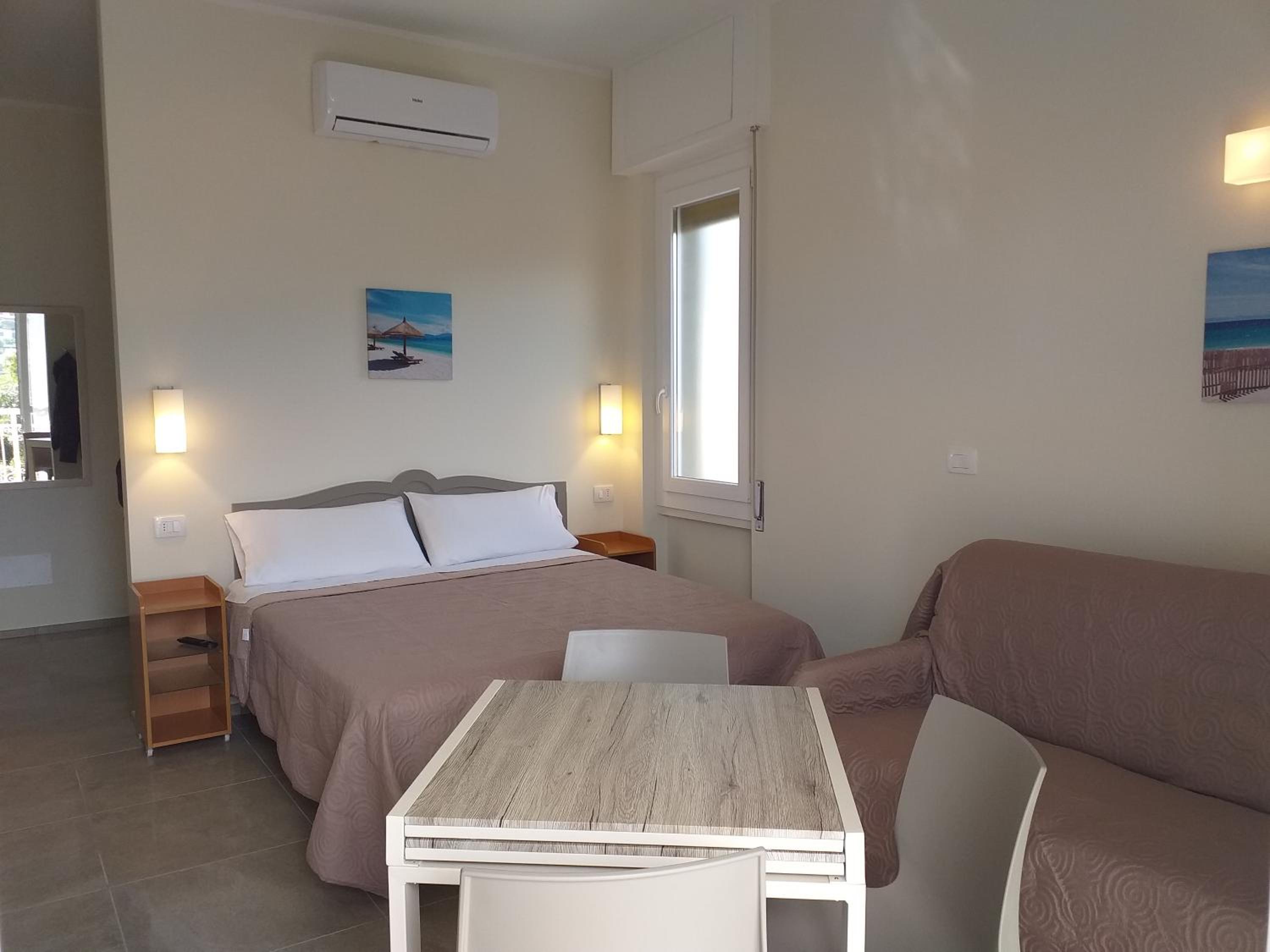 Studio Apartment with Sea View photo 1