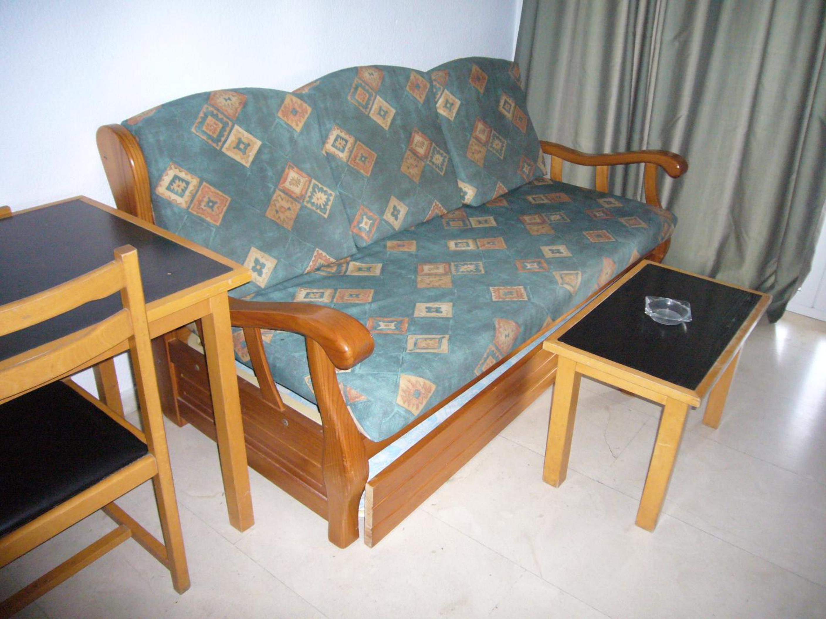 One-Bedroom Apartment - Photo 7
