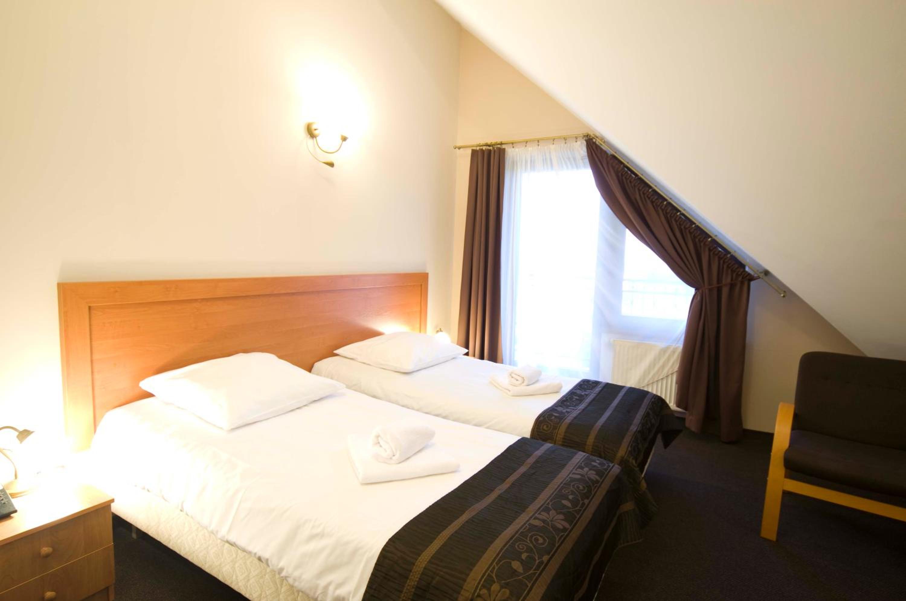 Standard 3* Triple Room photo 2