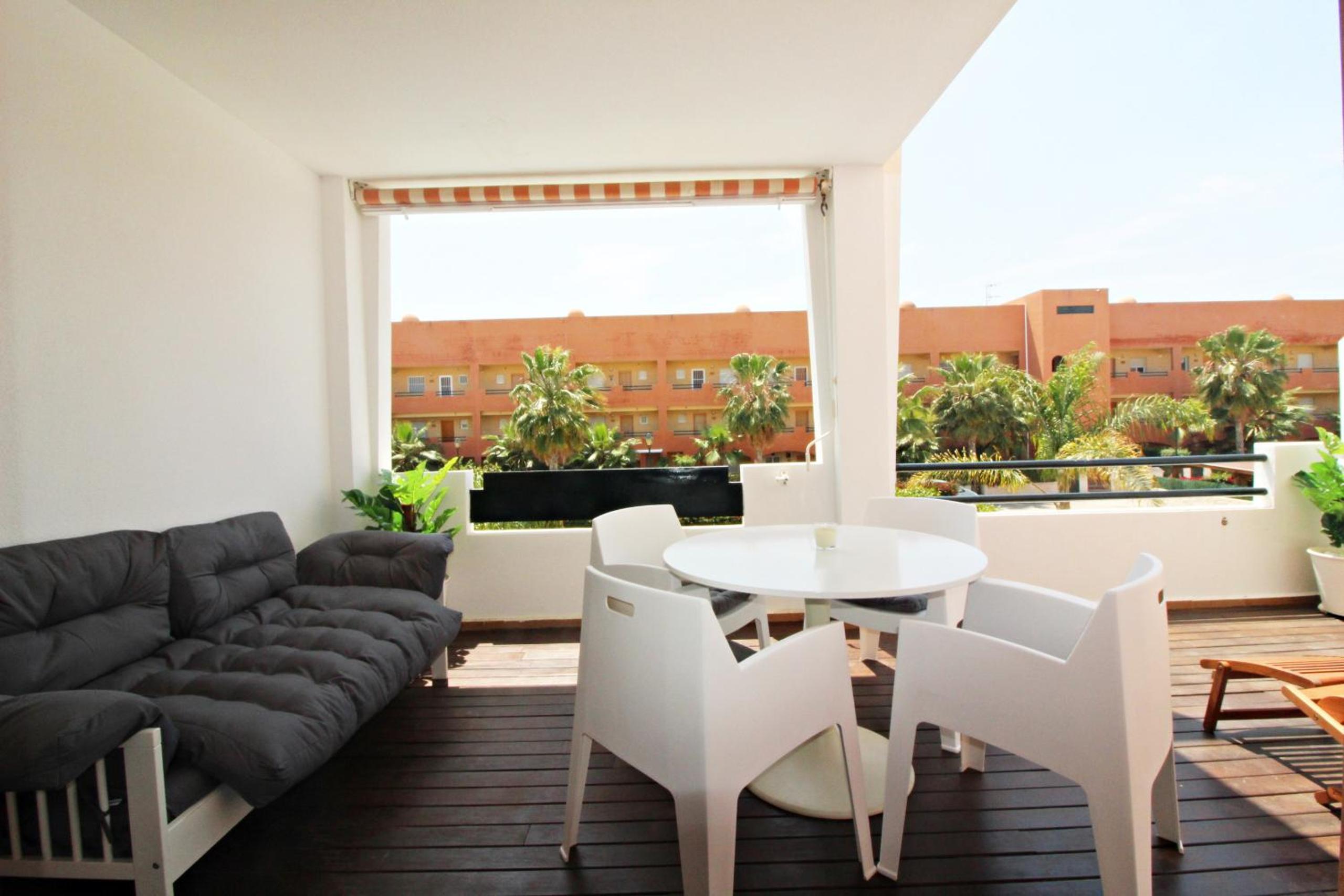 Apartment with Terrace photo 3