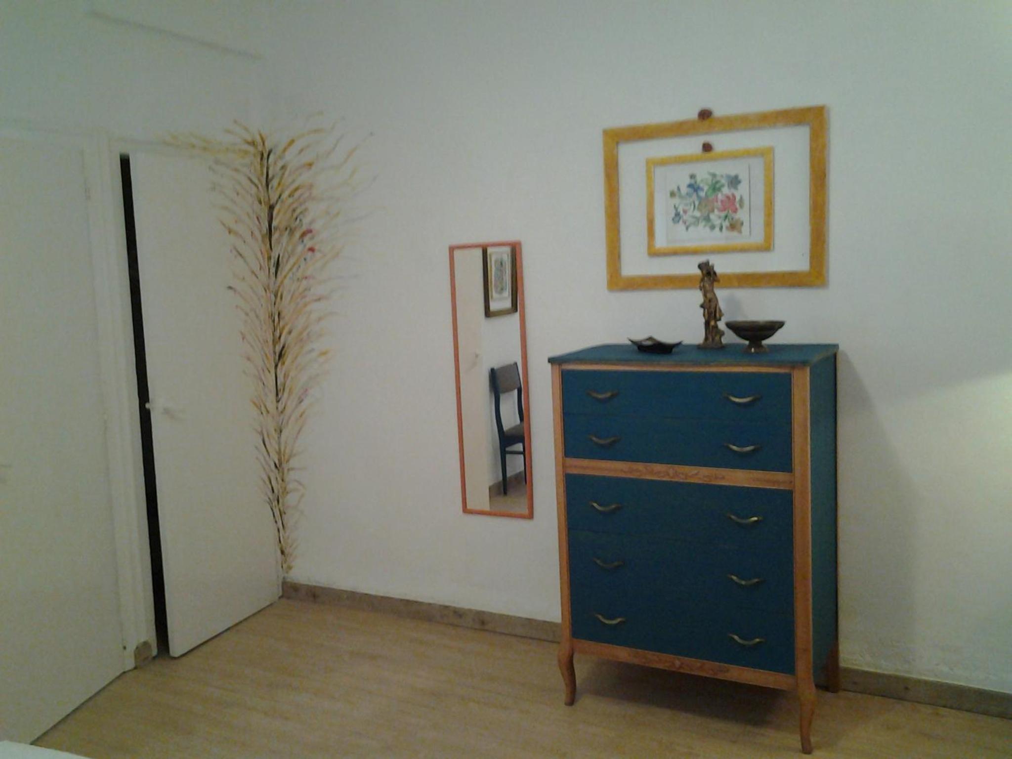 Two-Bedroom Apartment - Photo 19