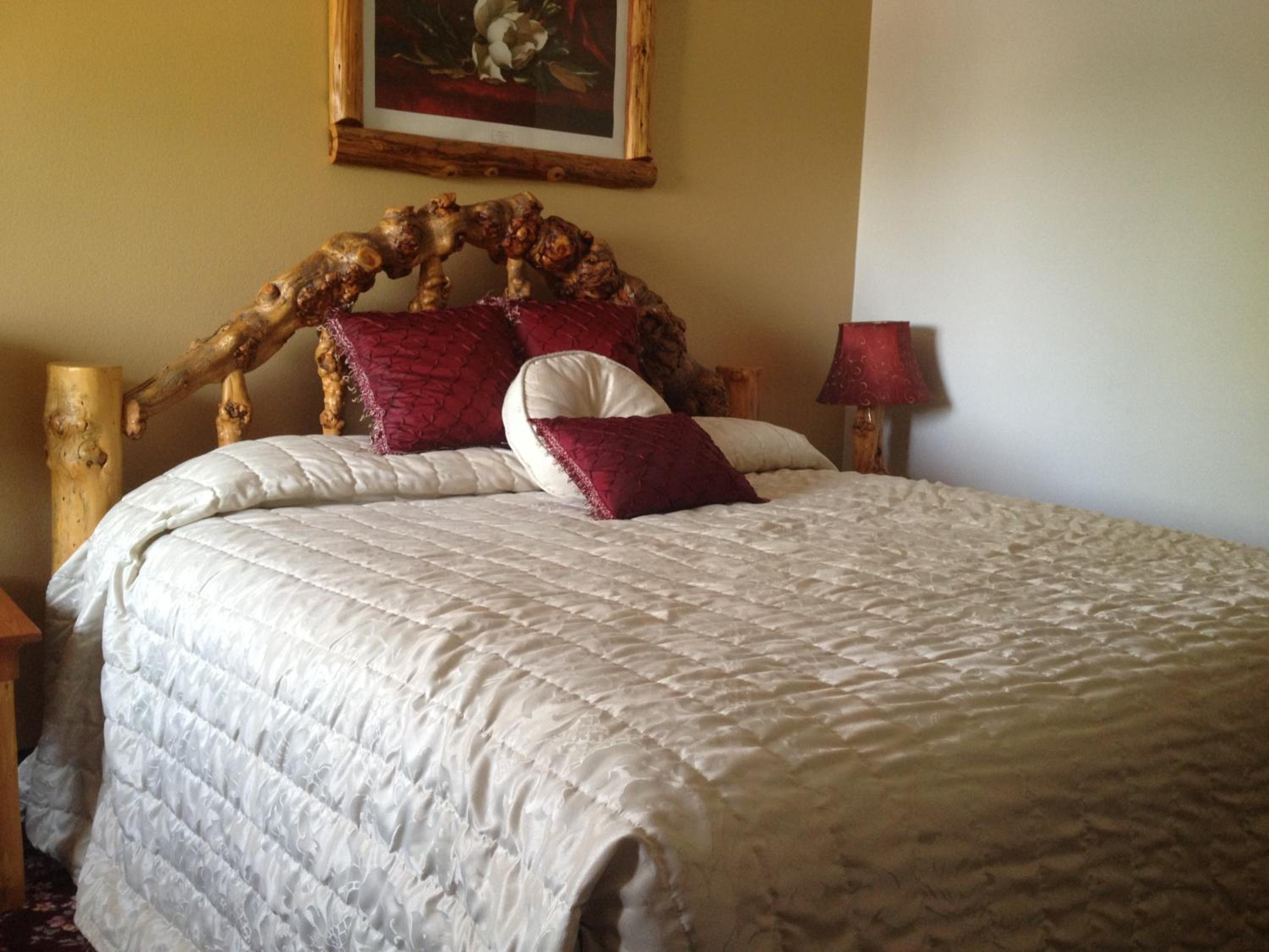King Suite with Spa Bath photo 1