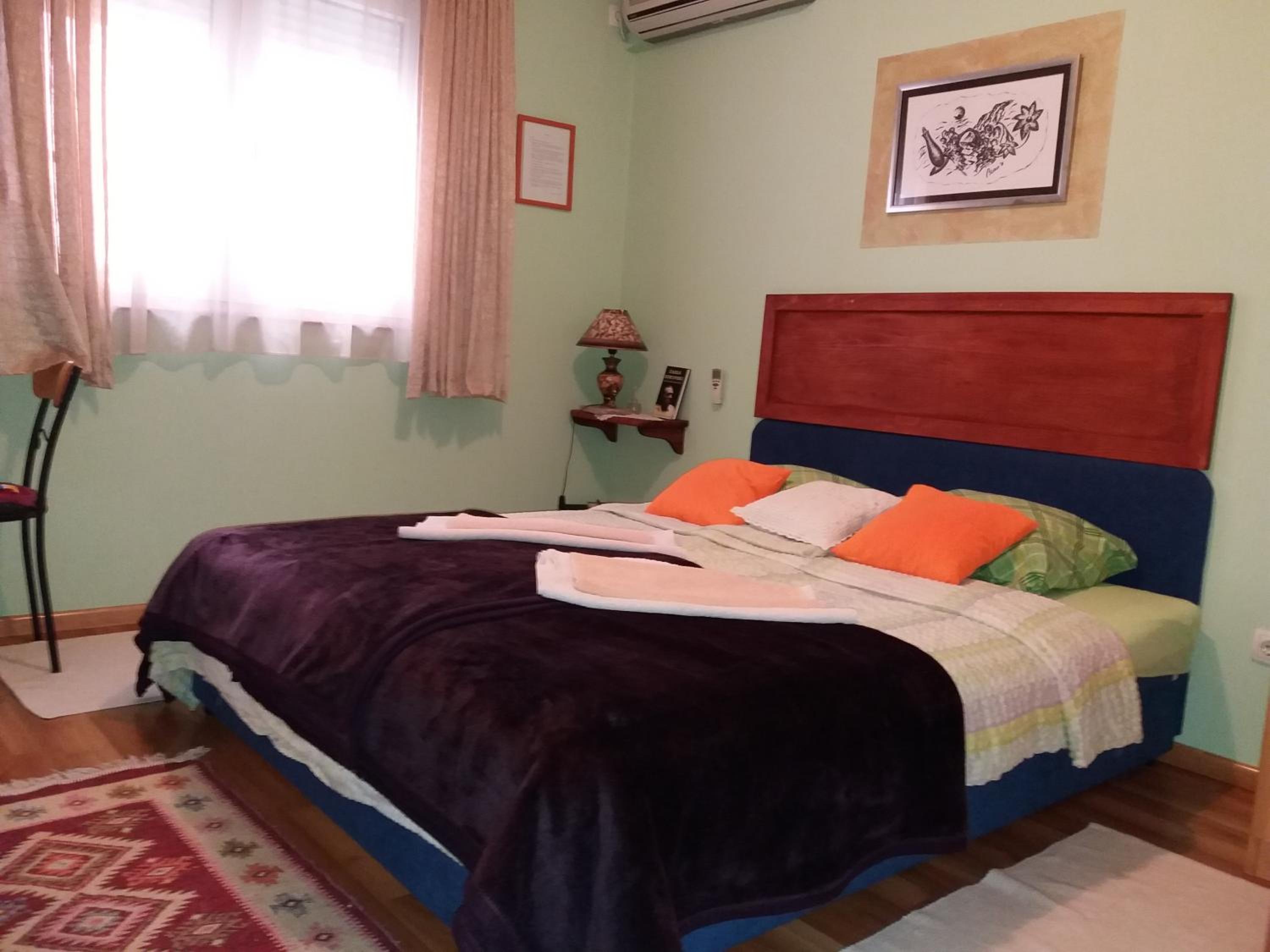 Single Room photo 2