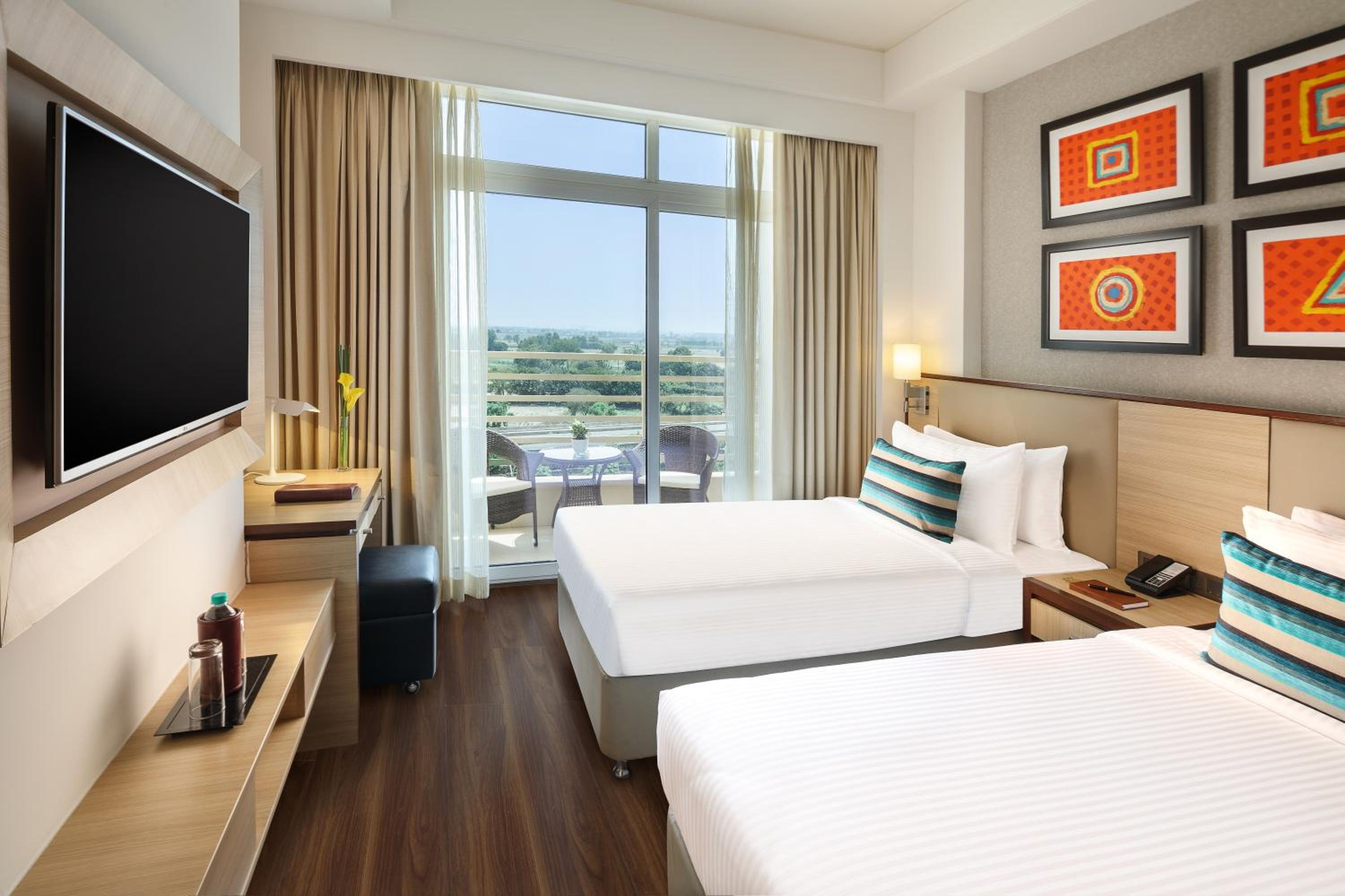Standard Twin Room