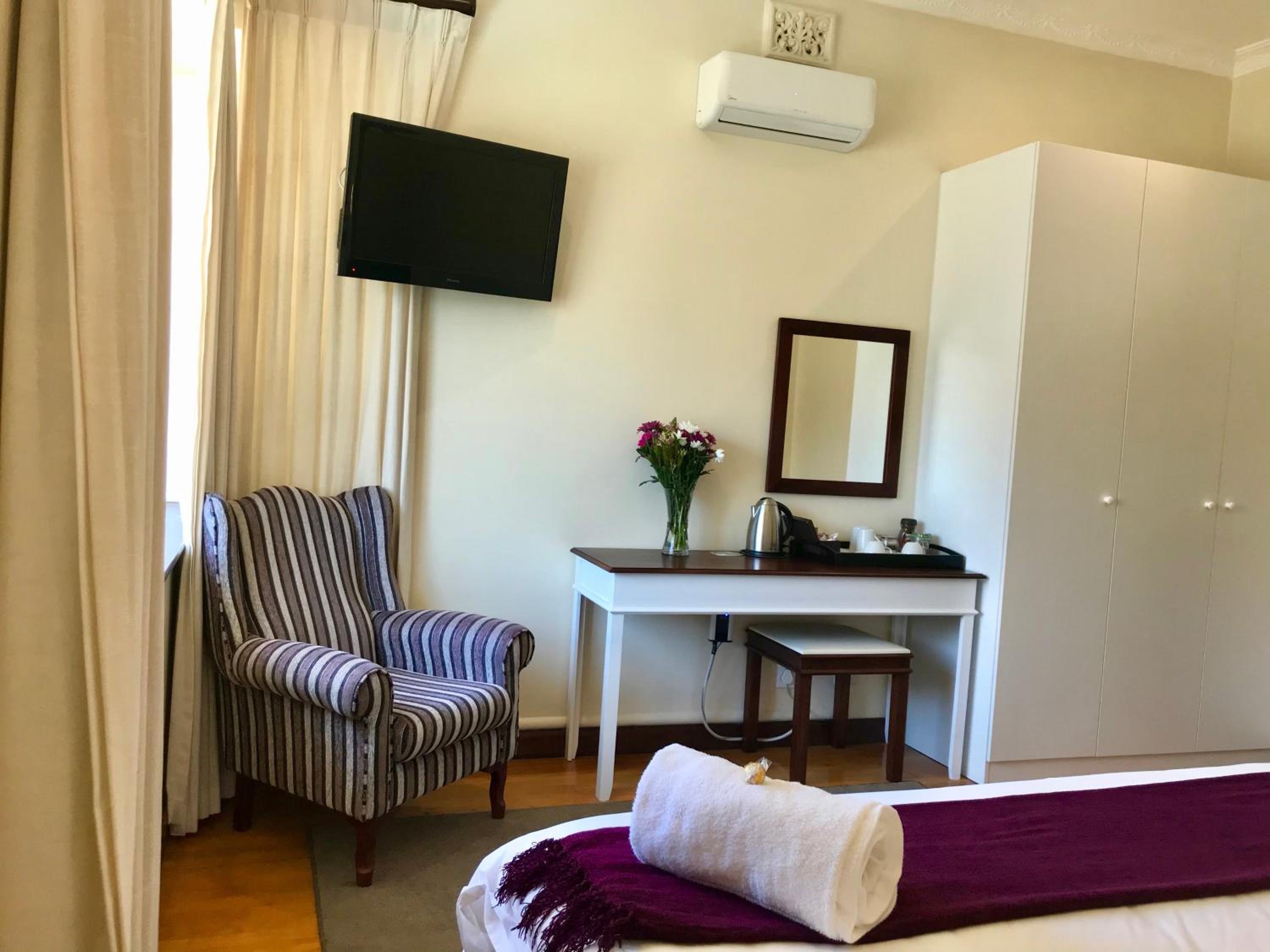 Luxury Double Room with Shower photo 1