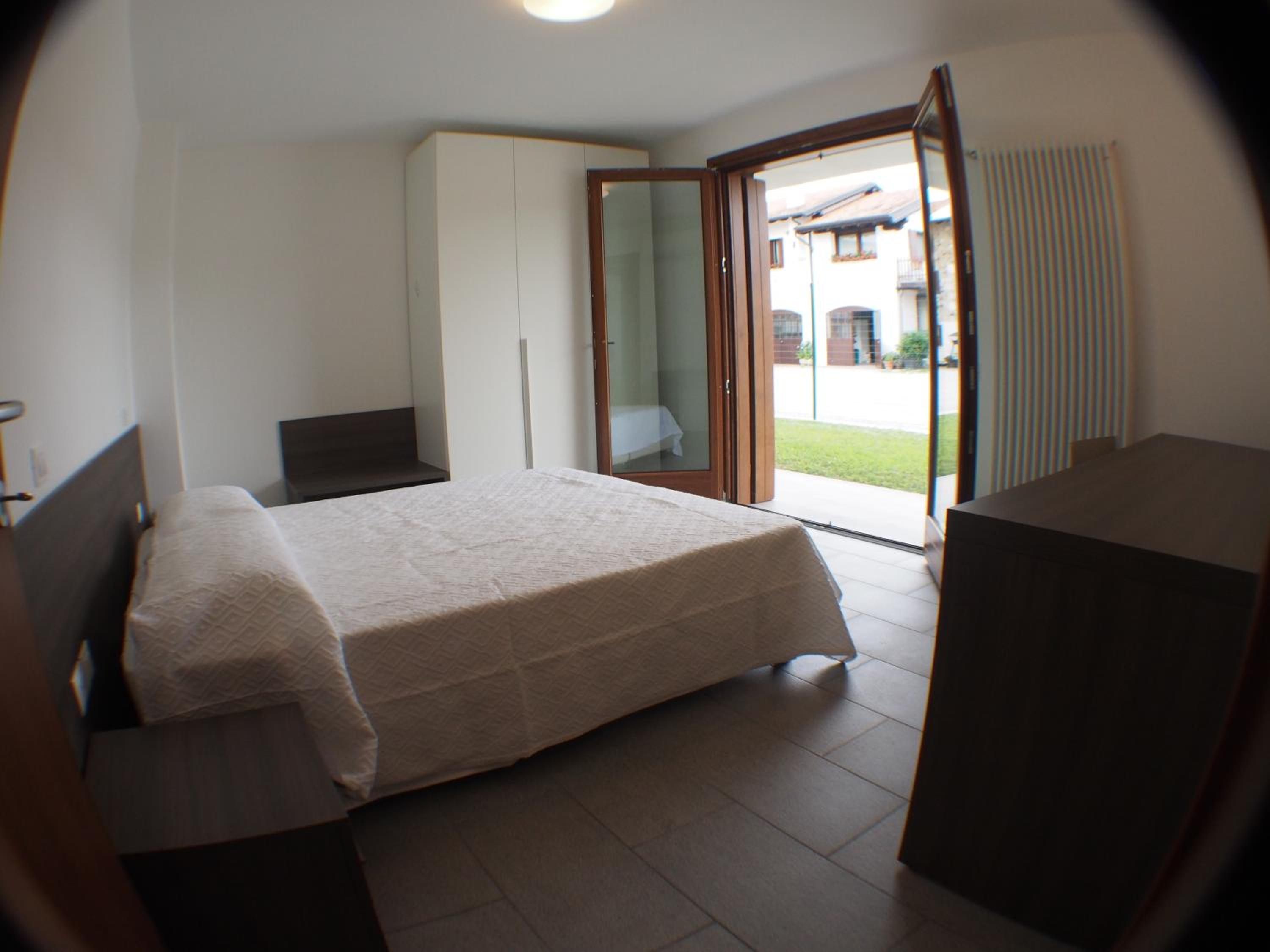 One-Bedroom Apartment with Sofa Bed