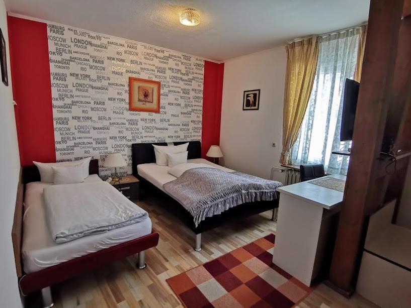 Triple Room - Photo 10