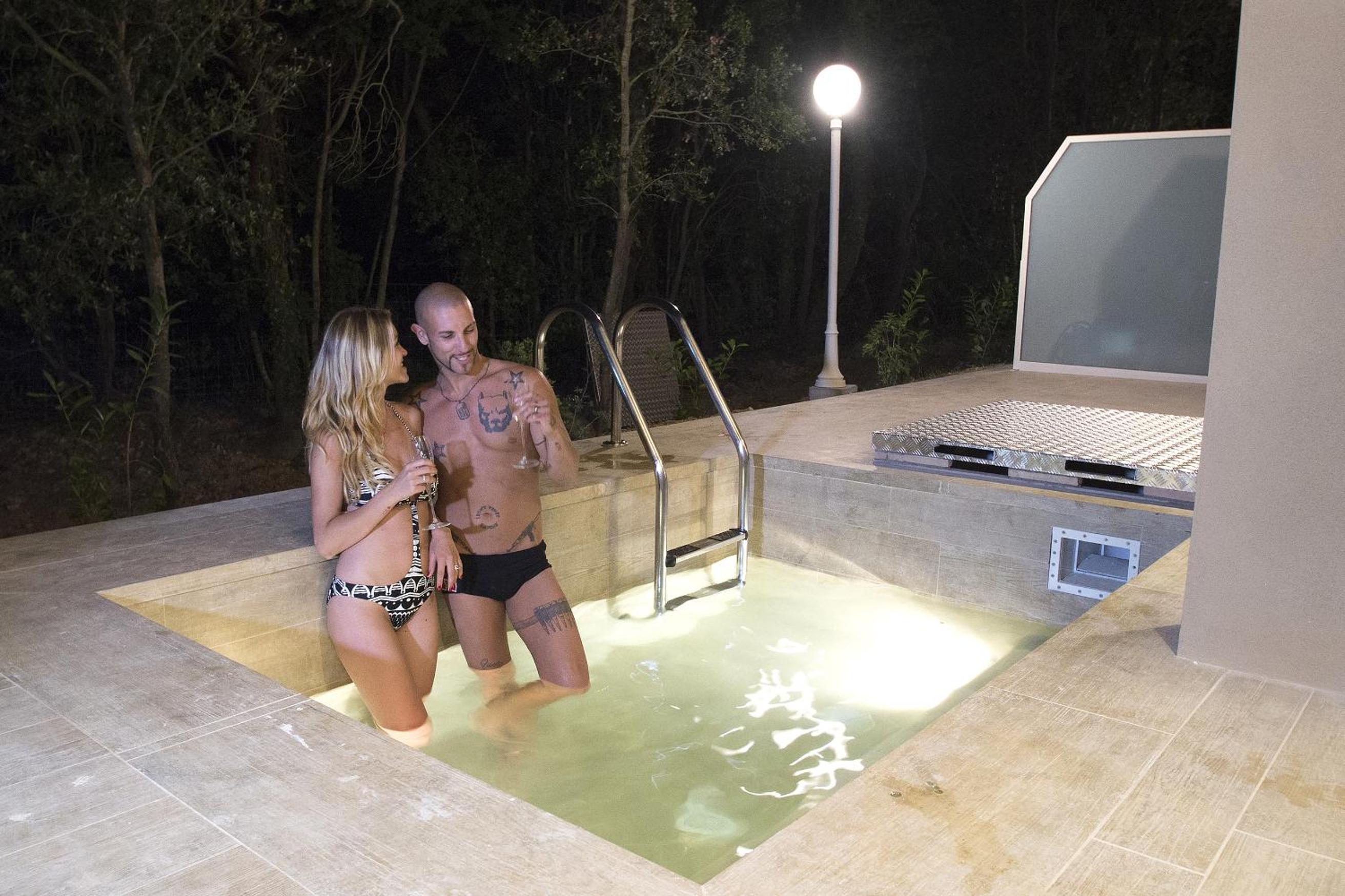 Suite with Private Pool - Photo 6