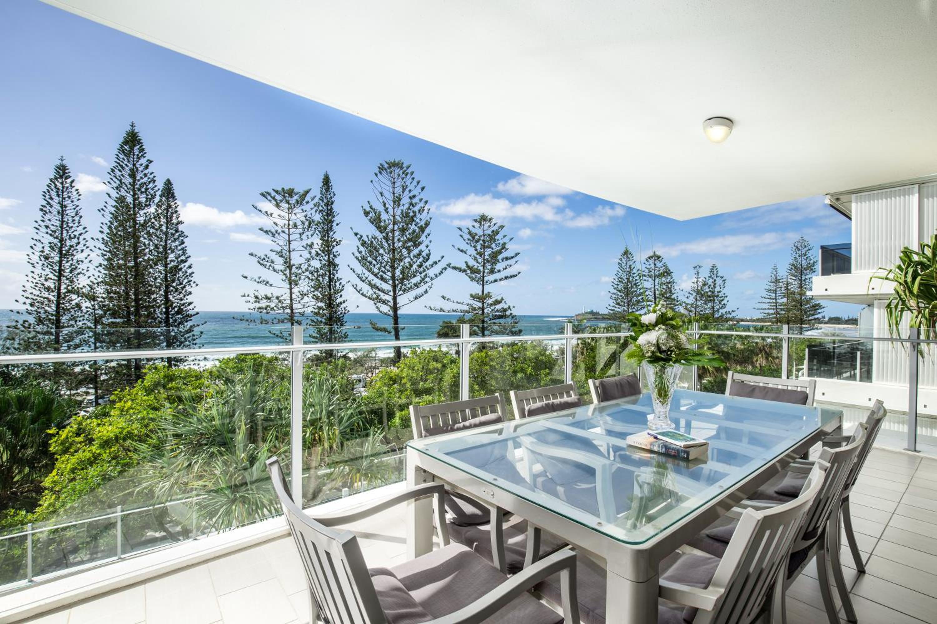 Deluxe Three Bedroom Apartment