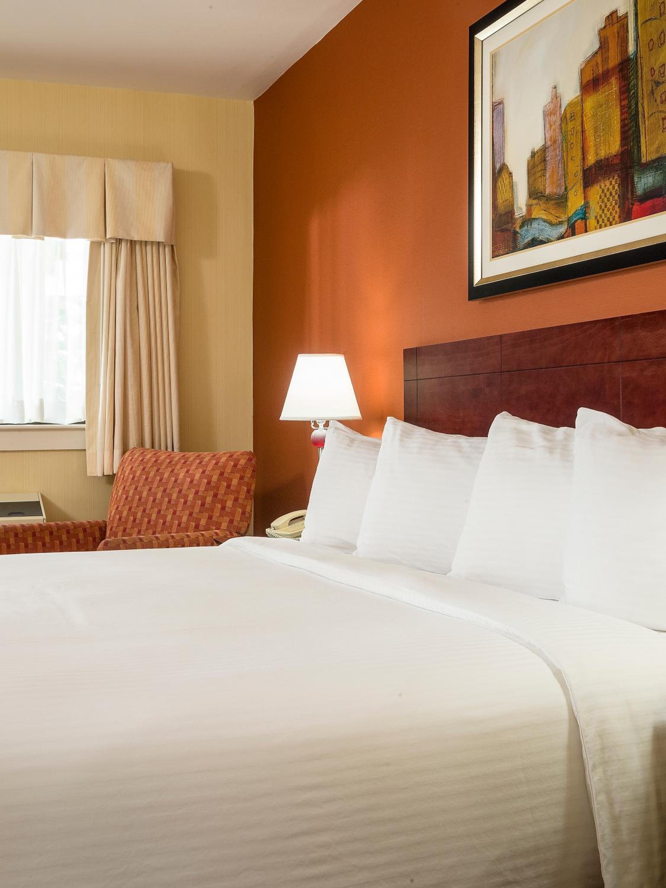 Standard Double Room with Two Double Beds - Photo 1