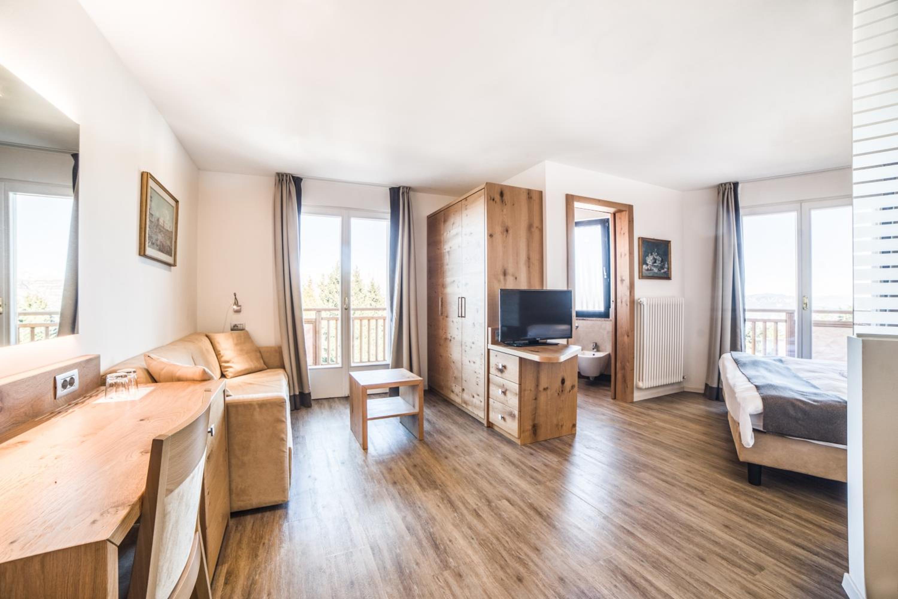 Junior Suite - Photo 2