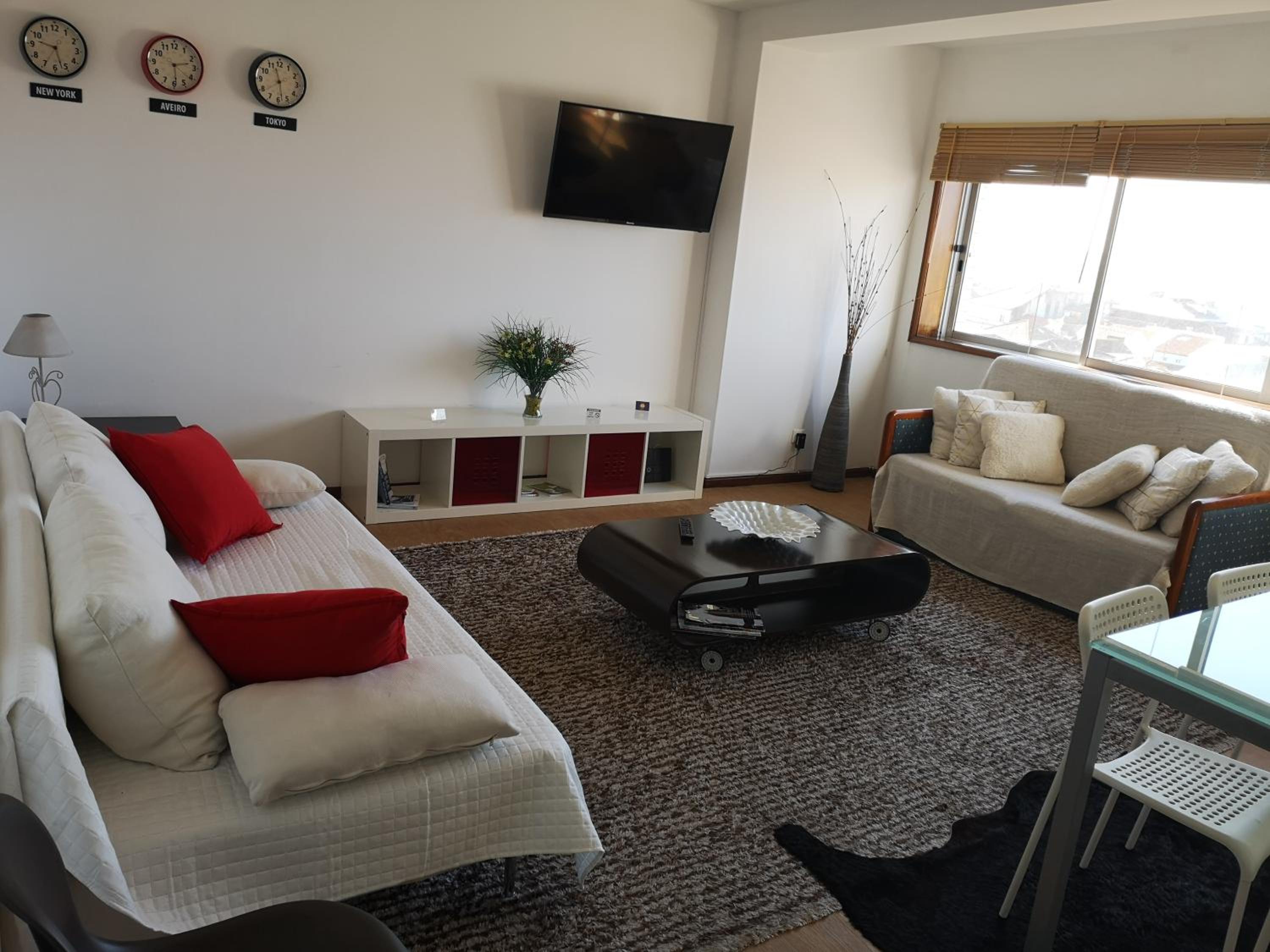 Two-Bedroom Apartment - Photo 40