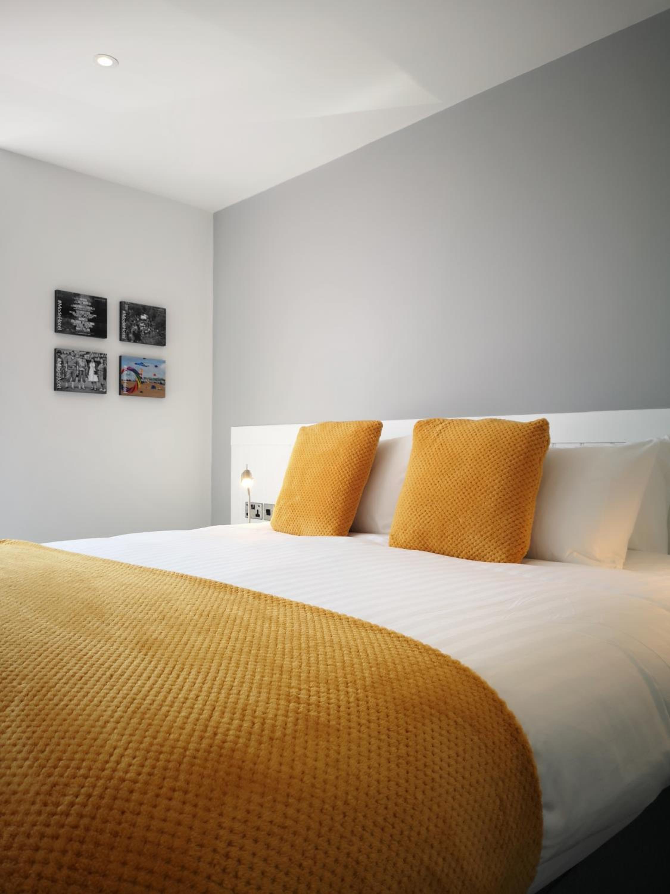 Standard Double Room - Photo 2