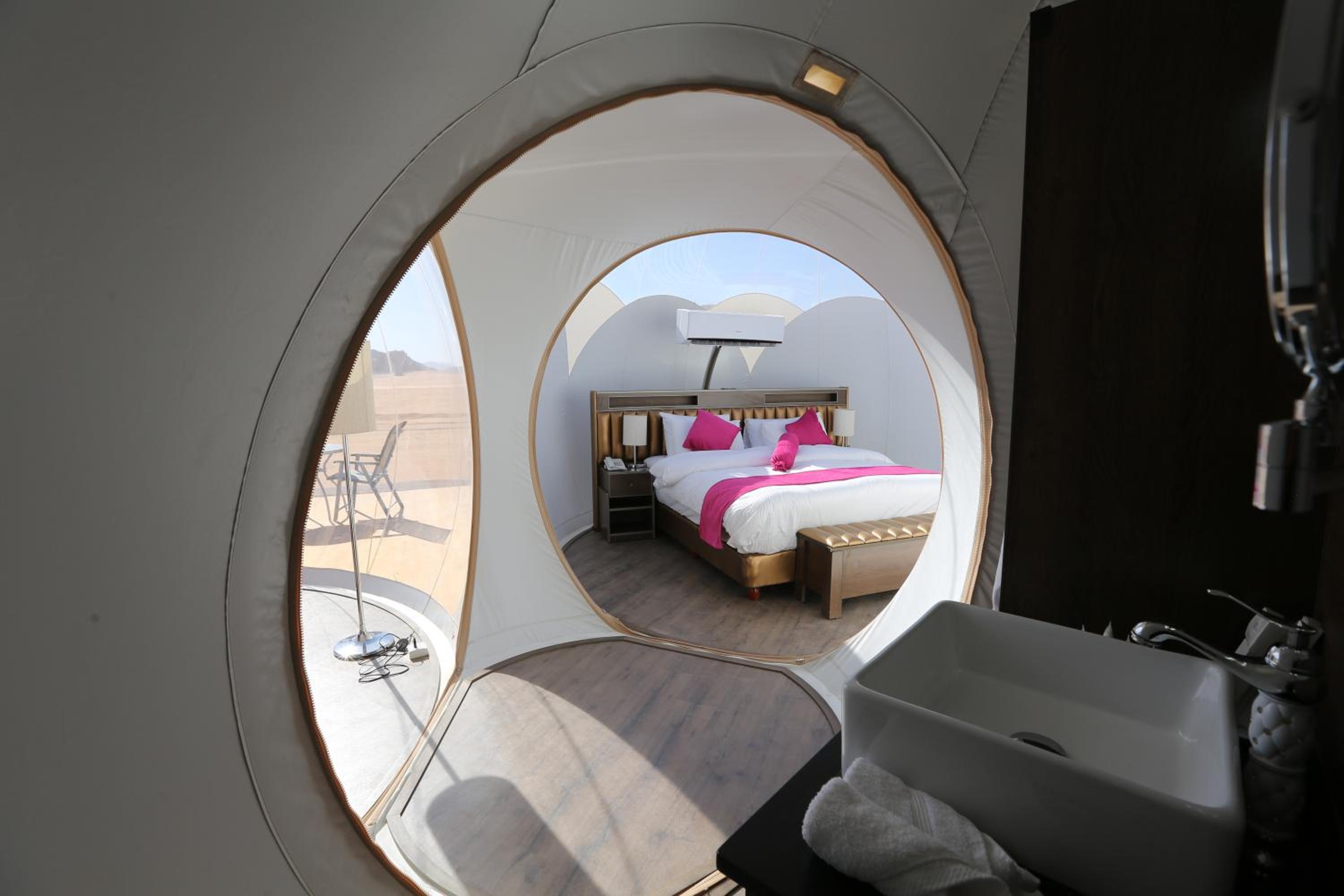 Bubble Suite King - Photo 7