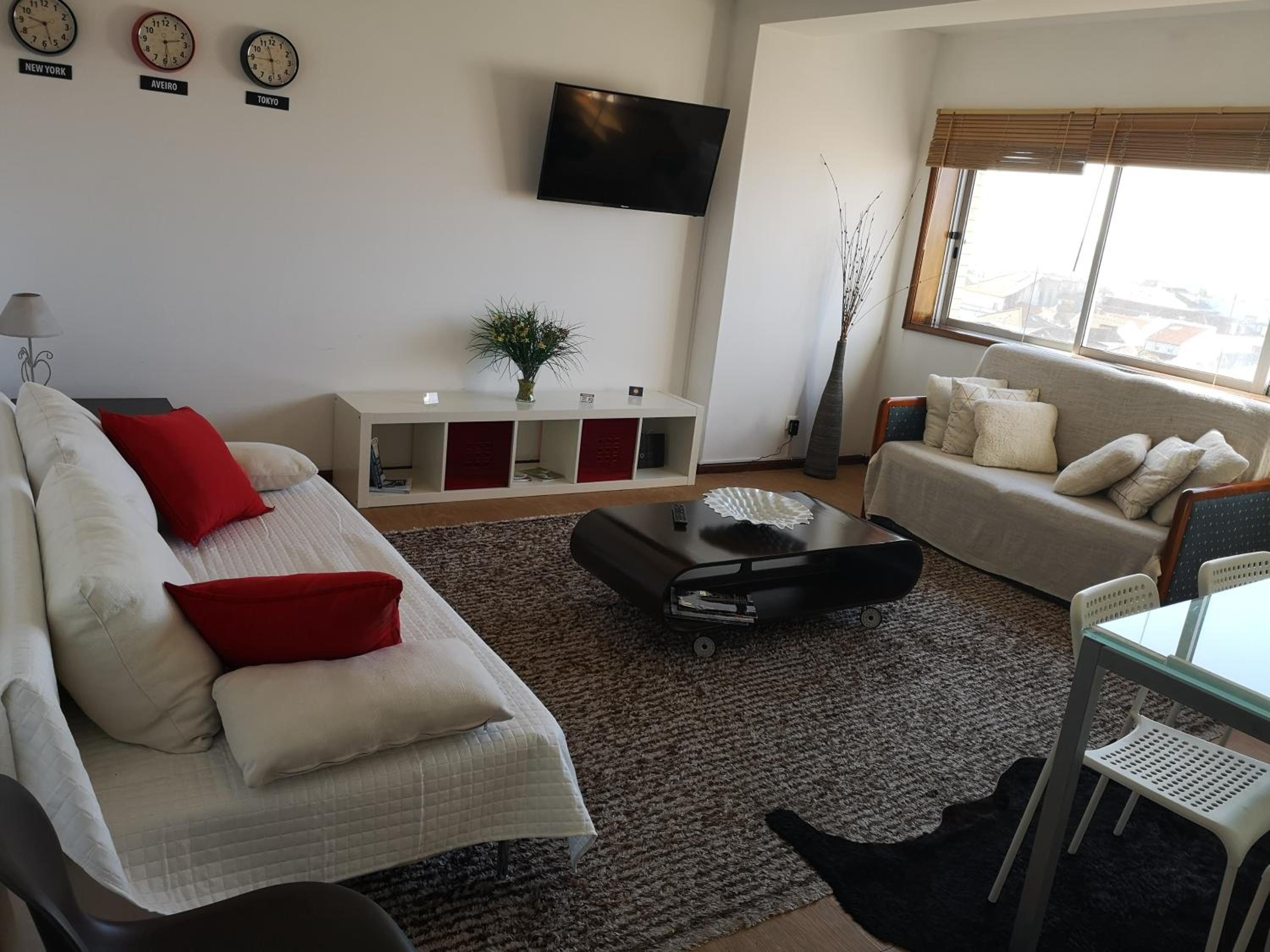 Two-Bedroom Apartment - Photo 26