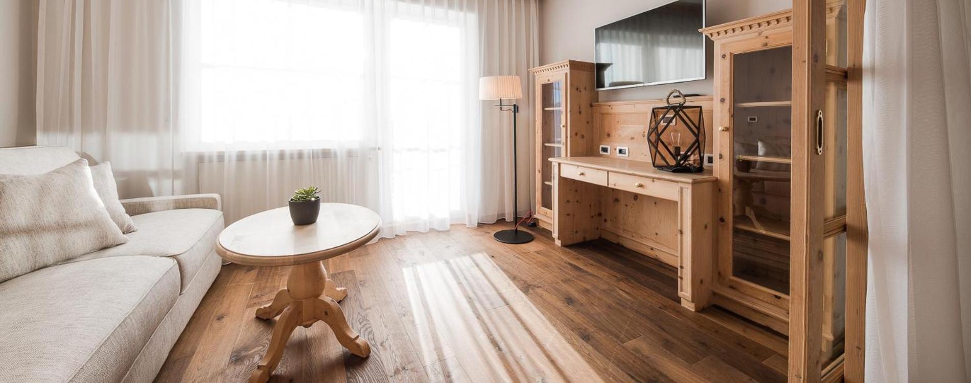 Suite with Balcony photo 2