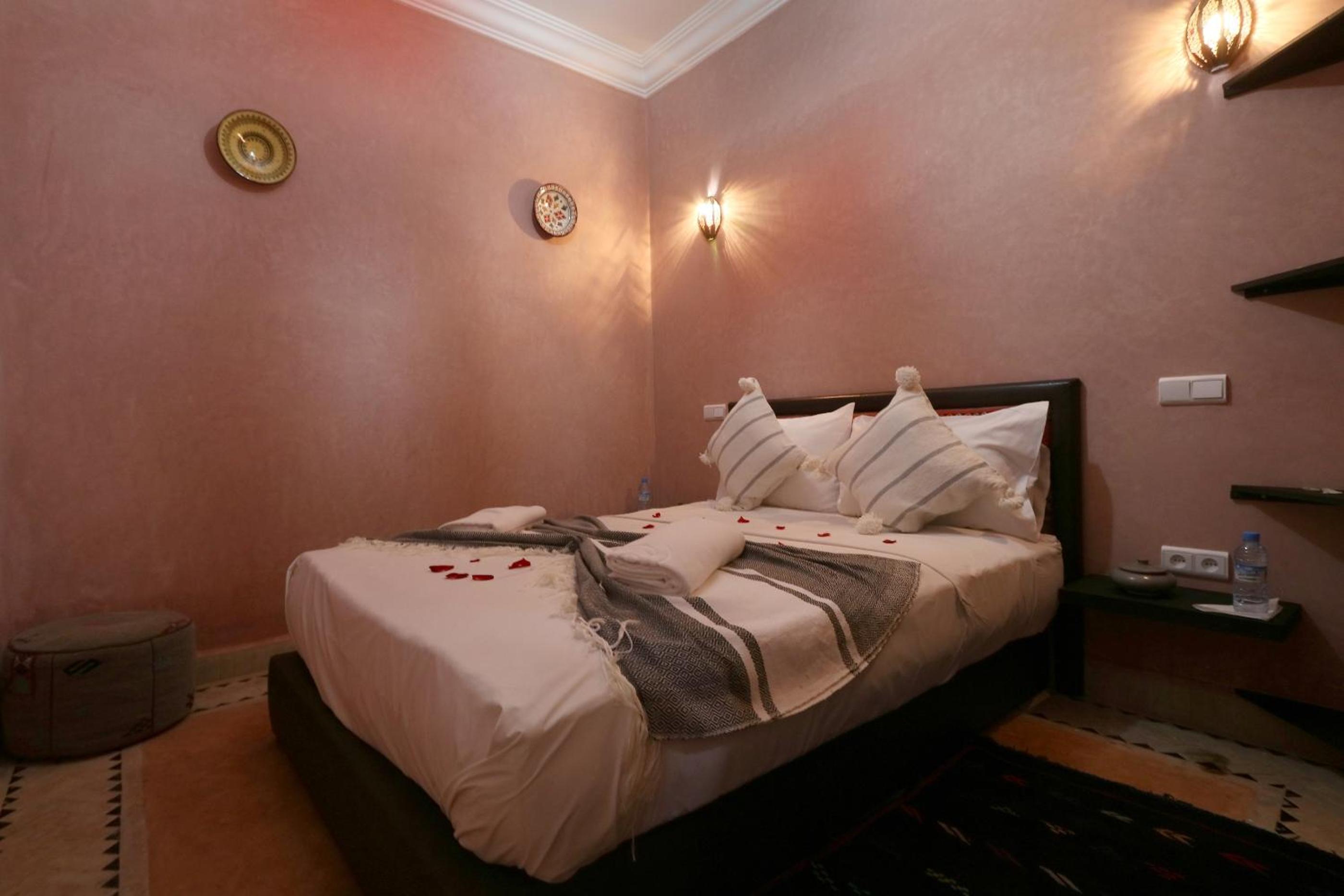Superior Double Room - Photo 1
